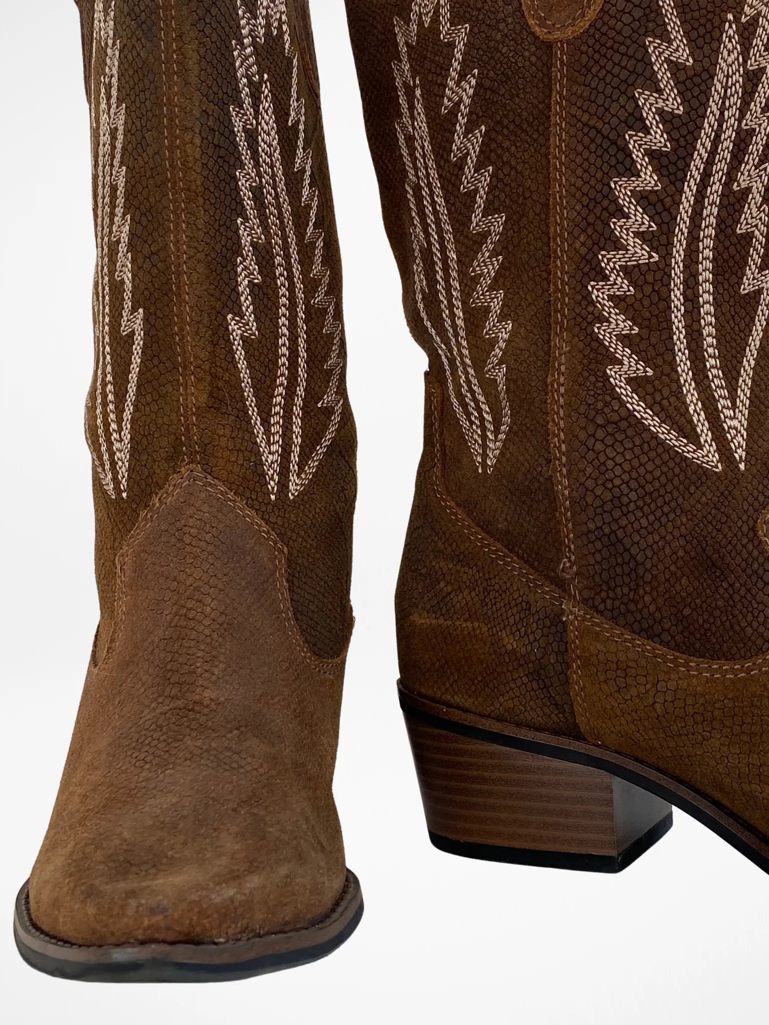 White Mountain Caraway Cowgirl Brown Genuine Leather Boots - 38EUR - Balagan Vintage Cowboy boots 00s, 90s, Boots, brown leather, cowboy, cowboy boots, shoes