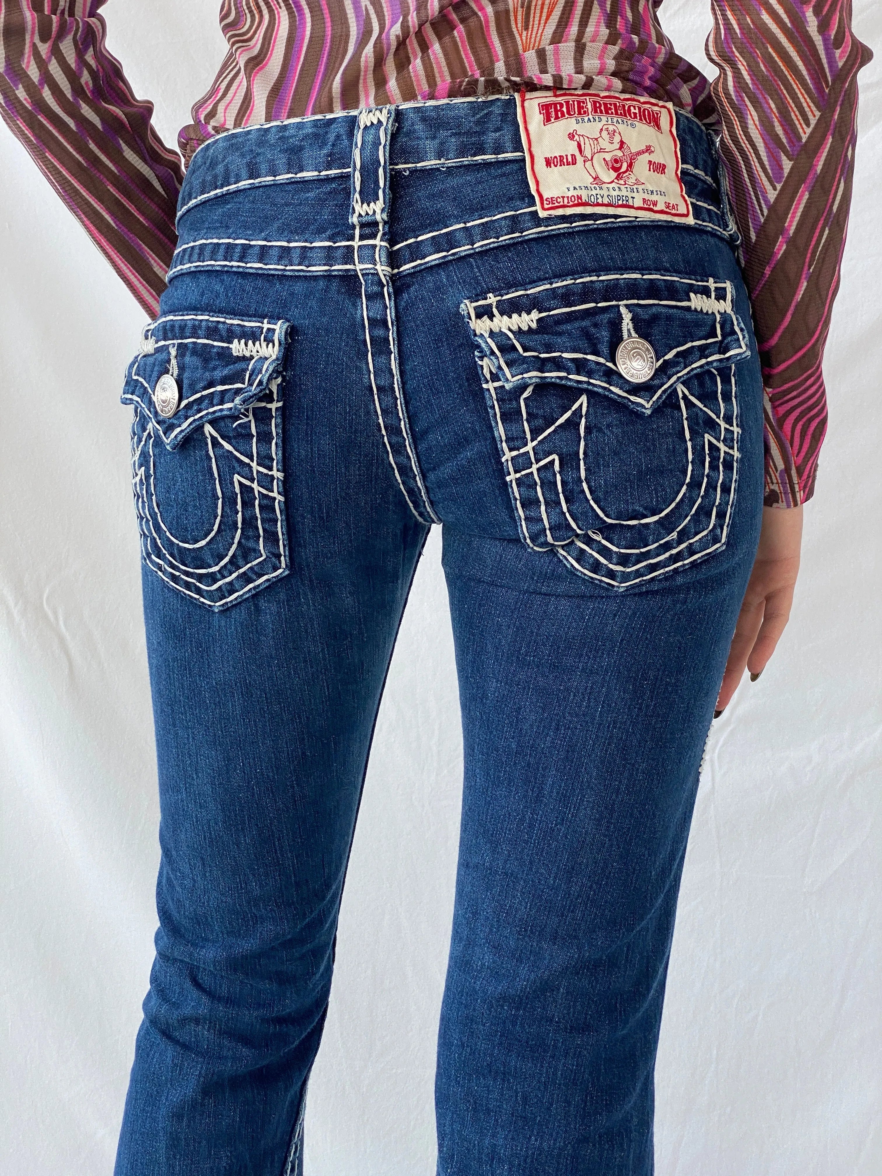 Y2K Big Stitch True Religion Low Rise Flare Leg Dark Jeans - 36EUR - Balagan Vintage Jeans 00s, consignment, Danadabbas, denim, jeans, Skinny Jeans, Syntia, winter