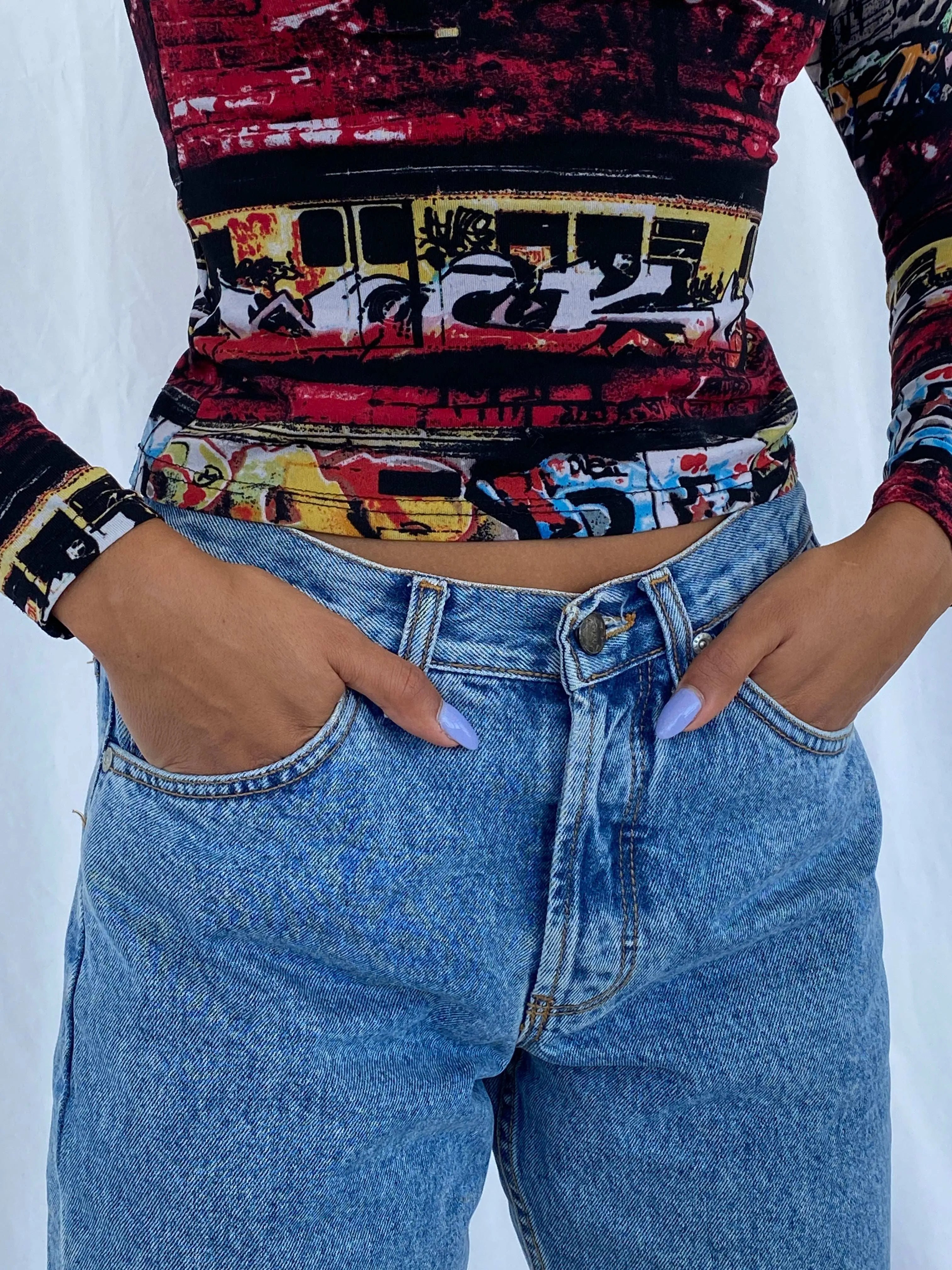 Y2K Clock House by C&A Graphic Top - Balagan Vintage Full Sleeve Top 90s, graphic, graphic top, summer, Tojan