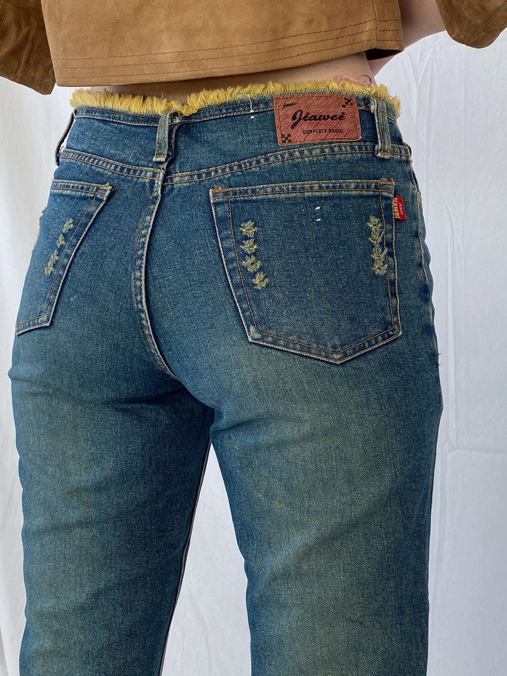 Y2K Jiawei Flared Mid-Rise Women’s Jeans - 40EUR - Balagan Vintage Jeans 00s, 90s, Ayah, denim, flare jeans, jeans