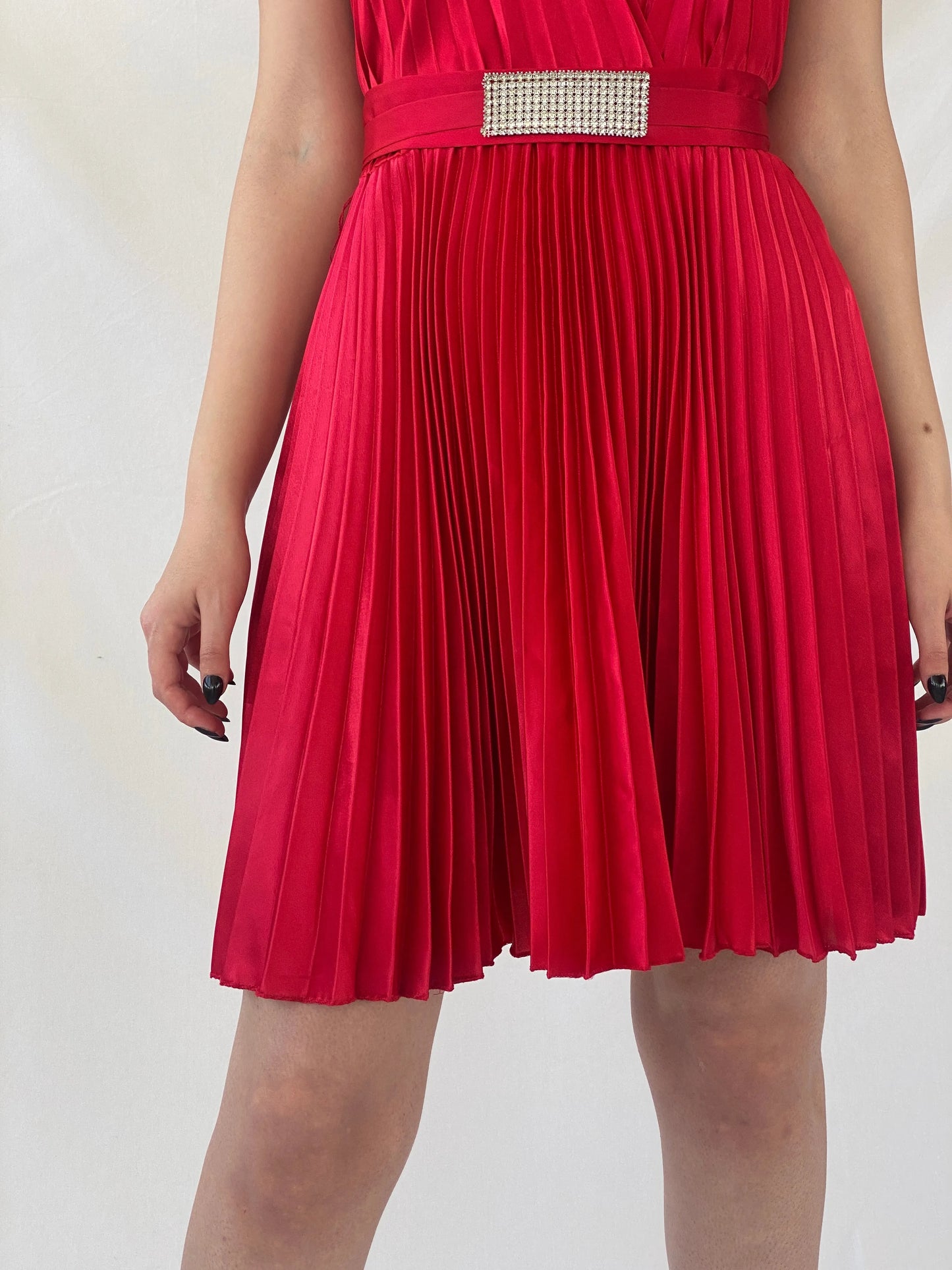 Y2K Joseph Ribkoff Red Pleated Midi Halter Neck Dress - S - Balagan Vintage Midi Dress Ayah, consignment, dress, midi dress, Shireen, Wedding Guest, winter
