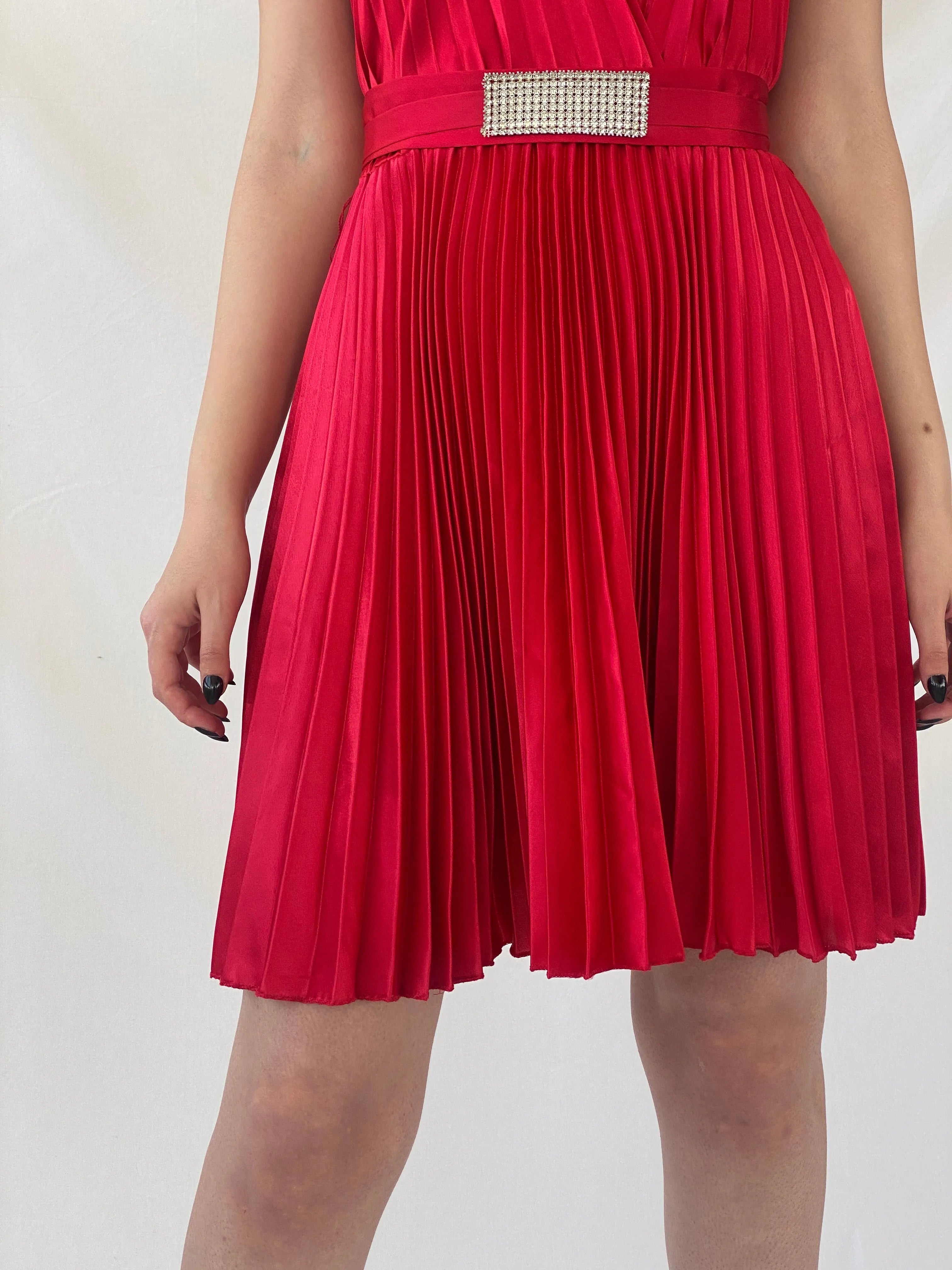 Y2K Joseph Ribkoff Red Pleated Midi Halter Neck Dress - S - Balagan Vintage Midi Dress Ayah, consignment, dress, midi dress, Shireen, Wedding Guest, winter