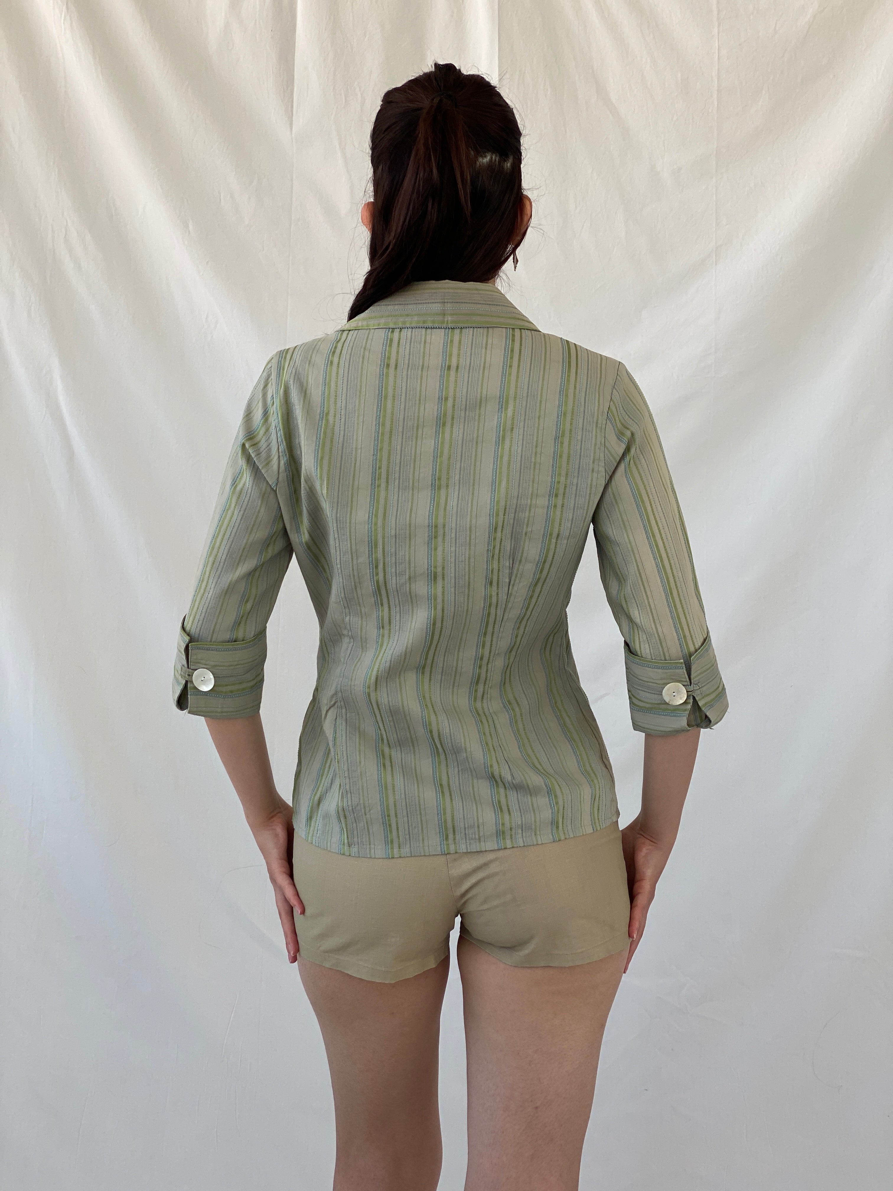 Y2K Kiabi Woman Office Core Green Striped Asymmetric Buttoned Shirt - M - Balagan Vintage Full Sleeve Shirt 00s, Ayah, cotton shirt, full sleeve shirt, NEW IN, Office core, shirt, women shirt