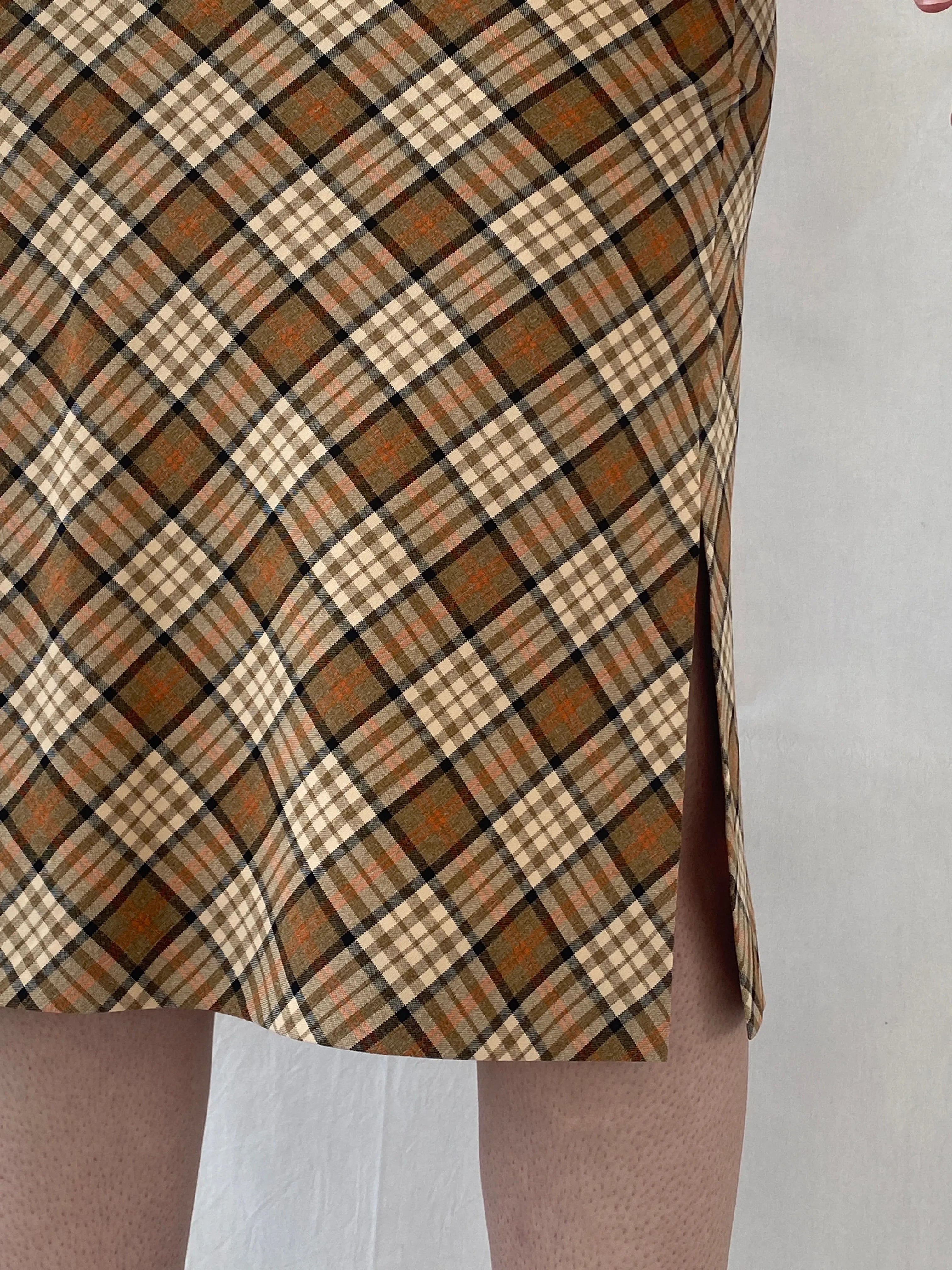 Y2K Kookai Beige Plaid Tartan Check Midi Skirt - M - Balagan Vintage Midi Skirt Ayah, midi skirt, plaid, plaid skirt, striped, winter