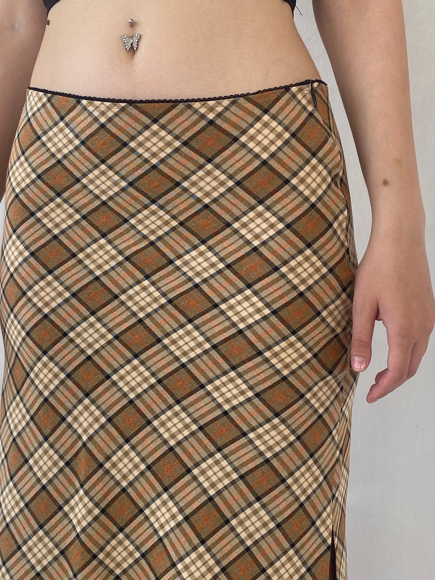 Y2K Kookai Beige Plaid Tartan Check Midi Skirt - M - Balagan Vintage Midi Skirt Ayah, midi skirt, plaid, plaid skirt, striped, winter