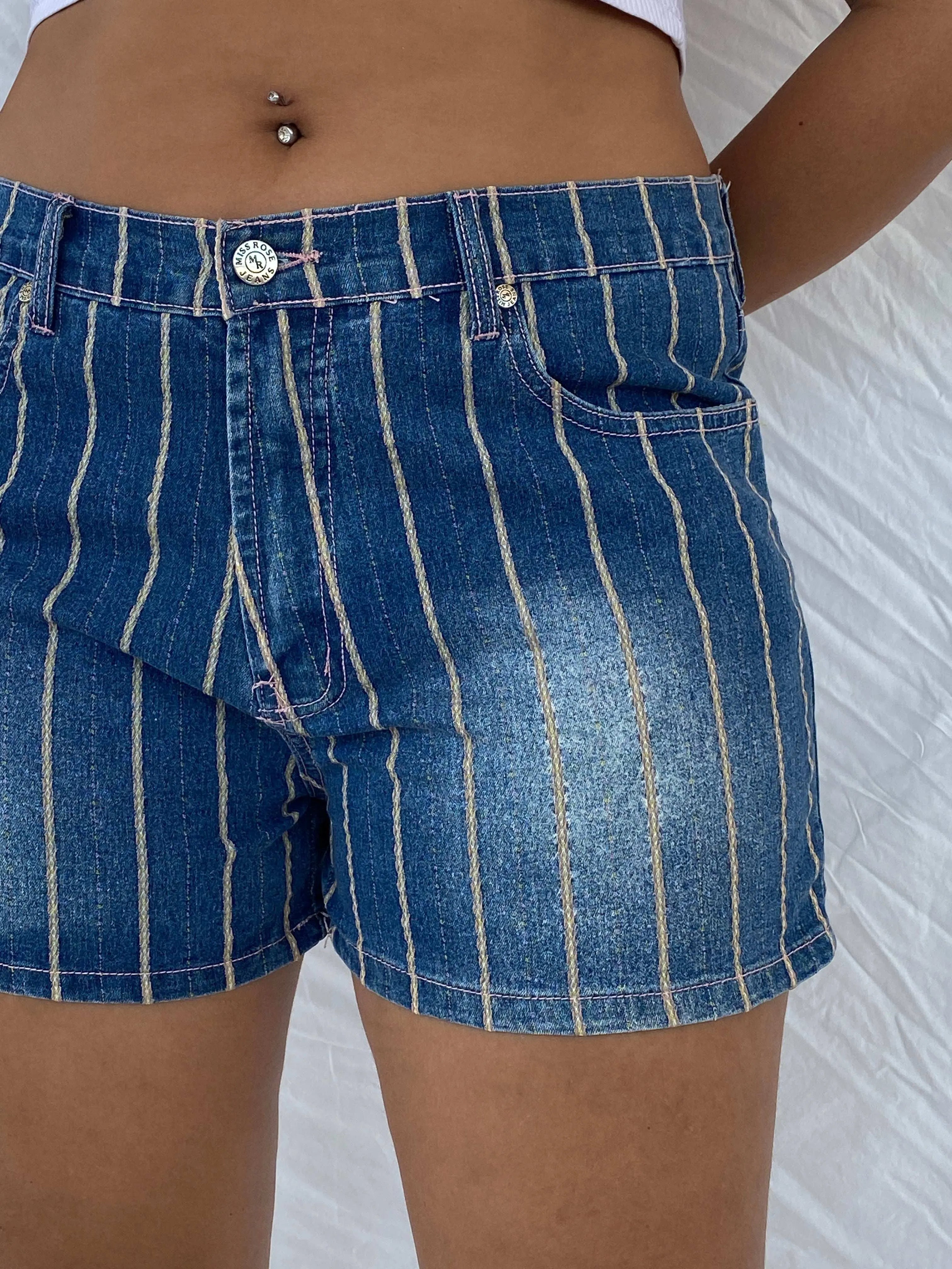 Y2K Miss Rose Jeans Striped Denim Shorts Size XL - Balagan Vintage Shorts 00s, 90s, denim, Dina, shorts, striped shorts