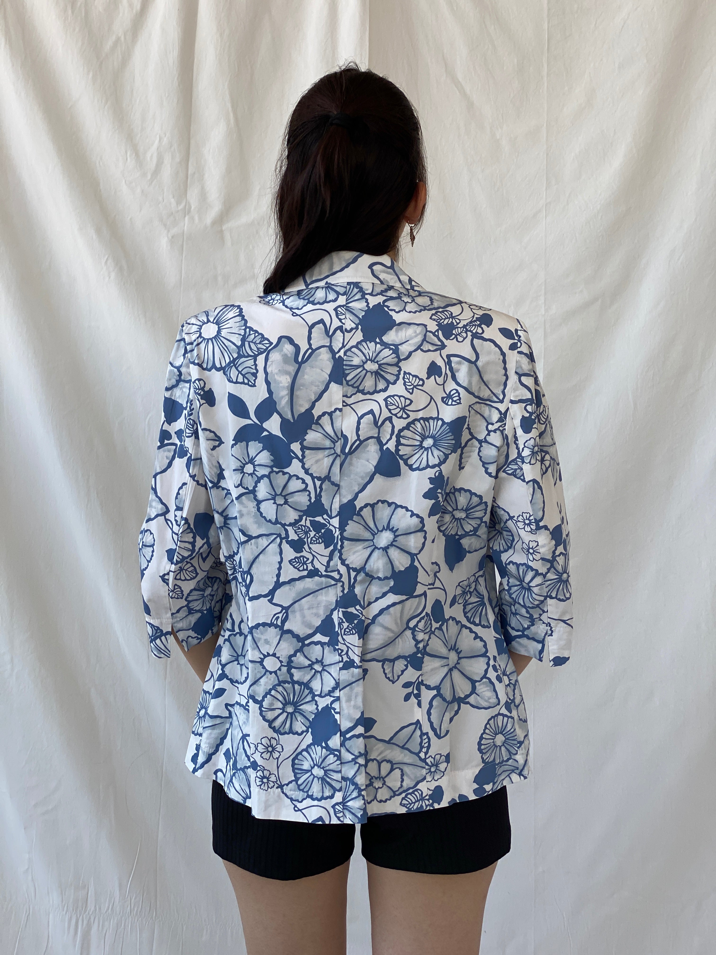 Y2K Nancy Co White Blue Floral Linen Blend Oversized Fit Blazer - L - Balagan Vintage Blazer 00s, Ayah, blazer, Coats&Jackets, consignment, denim, floral, full sleeve blazer, NEW IN, Shereen, winter, Women's Blazers