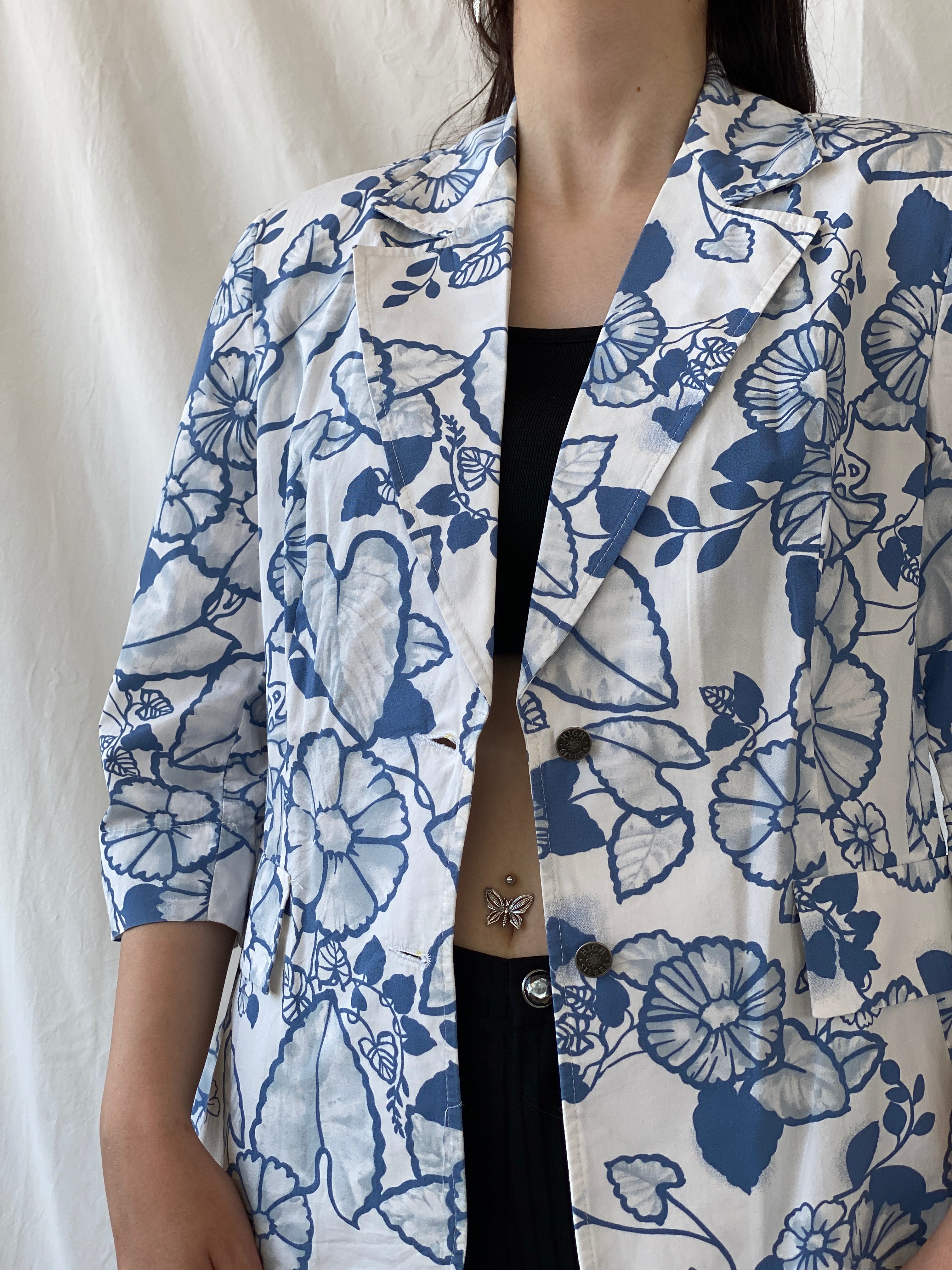Y2K Nancy Co White Blue Floral Linen Blend Oversized Fit Blazer - L - Balagan Vintage Blazer 00s, Ayah, blazer, Coats&Jackets, consignment, denim, floral, full sleeve blazer, NEW IN, Shereen, winter, Women's Blazers