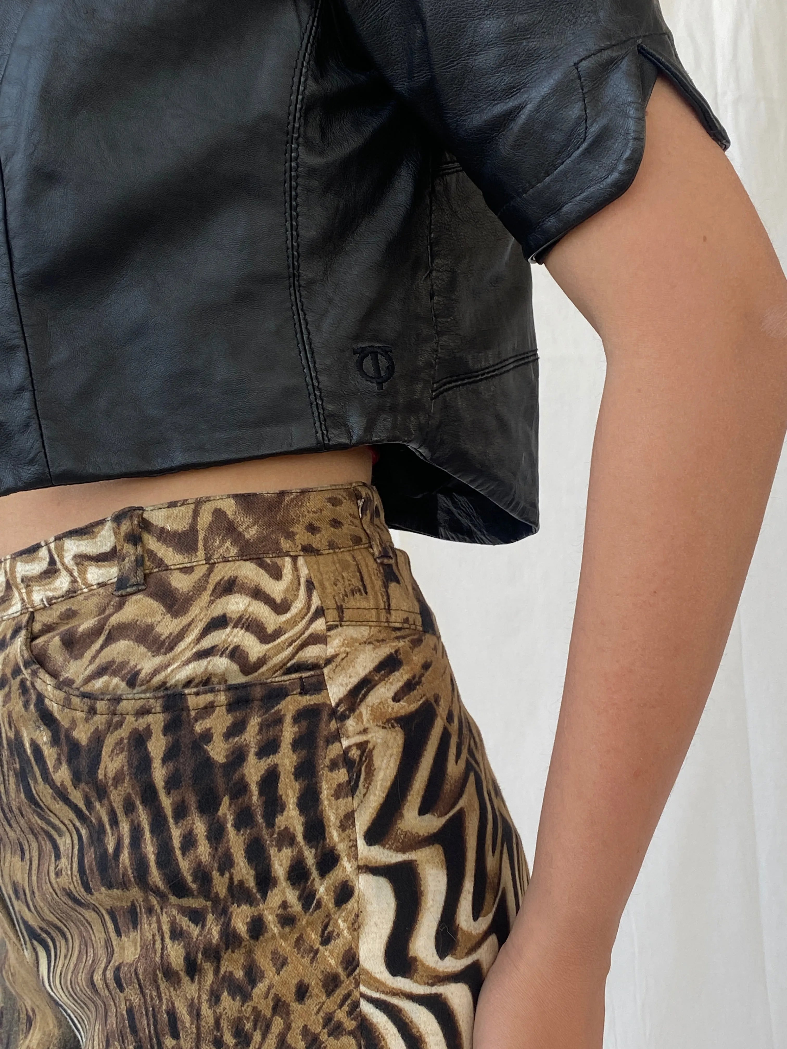 Y2K Pulz Wear Cropped Black Genuine Leather Bolero Jacket - S - Balagan Vintage Half Sleeve Top 00s, black leather, Celine, consignment, leather, Tojan, women top