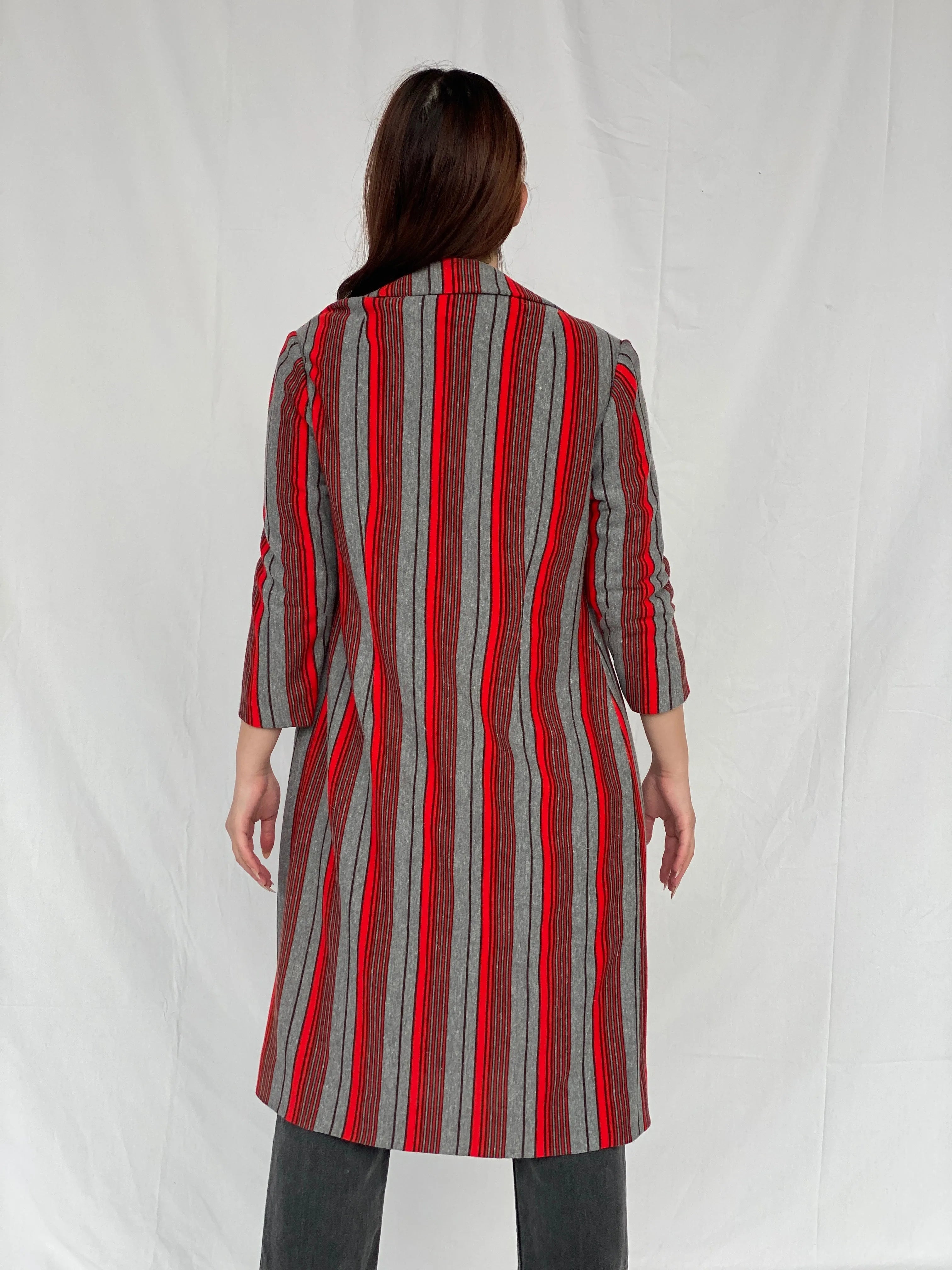 Y2K Red & Gray Striped Long Blazer - M - Balagan Vintage Blazer 00s, Ayah, blazer