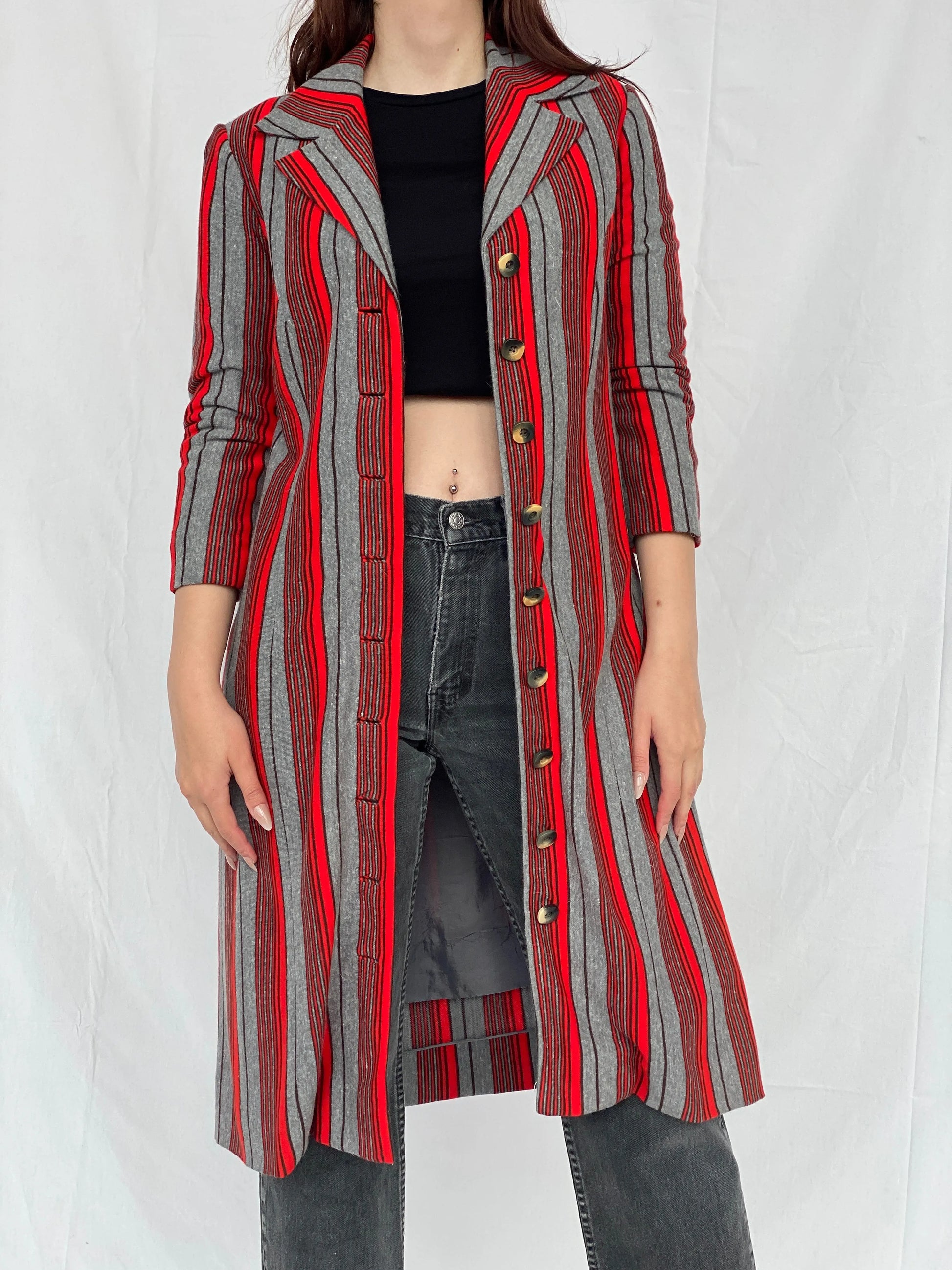 Y2K Red & Gray Striped Long Blazer - M - Balagan Vintage Blazer 00s, Ayah, blazer, Coats&Jackets, Deals, Women's Blazers