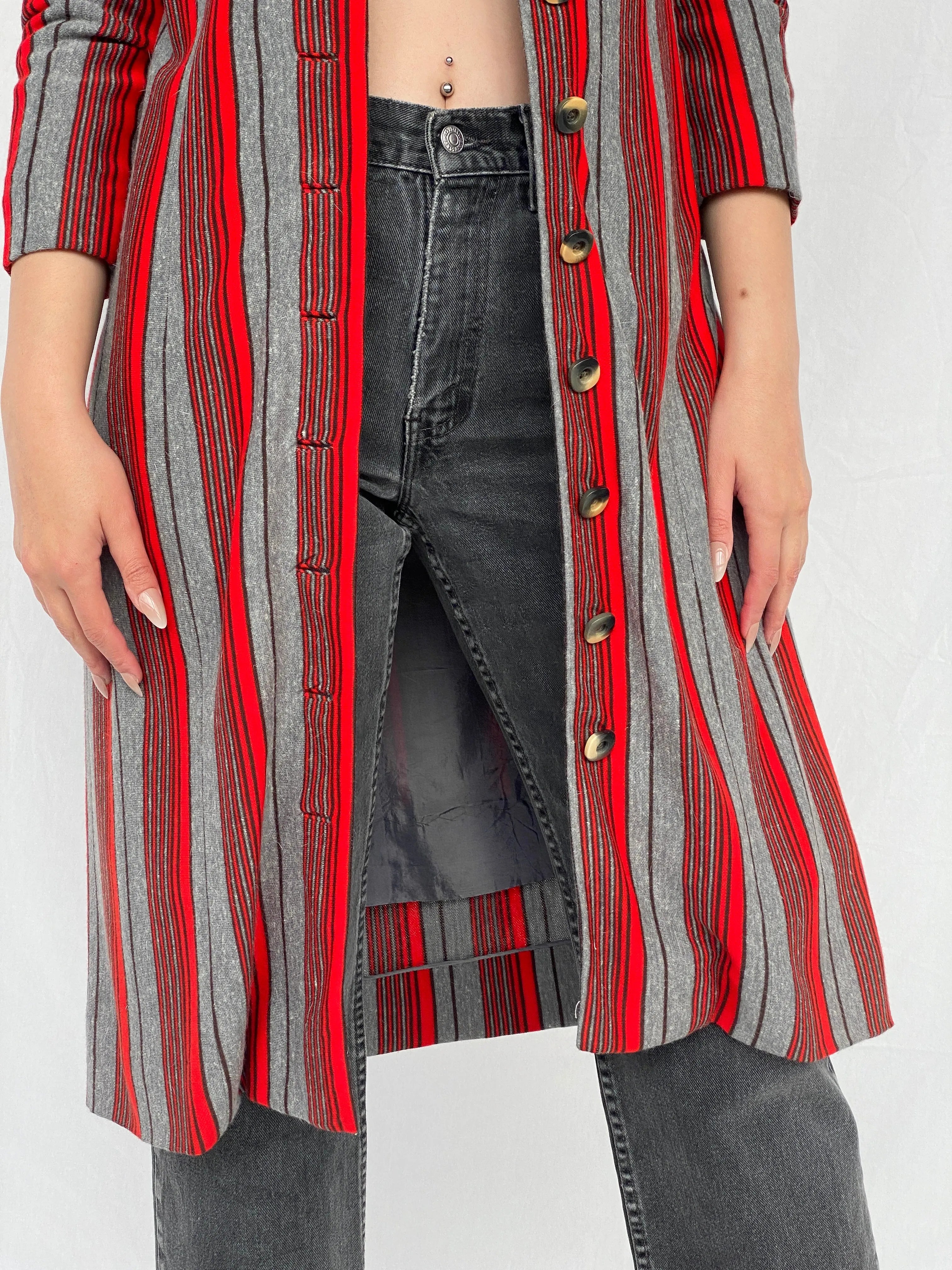Y2K Red & Gray Striped Long Blazer - M - Balagan Vintage Blazer 00s, Ayah, blazer