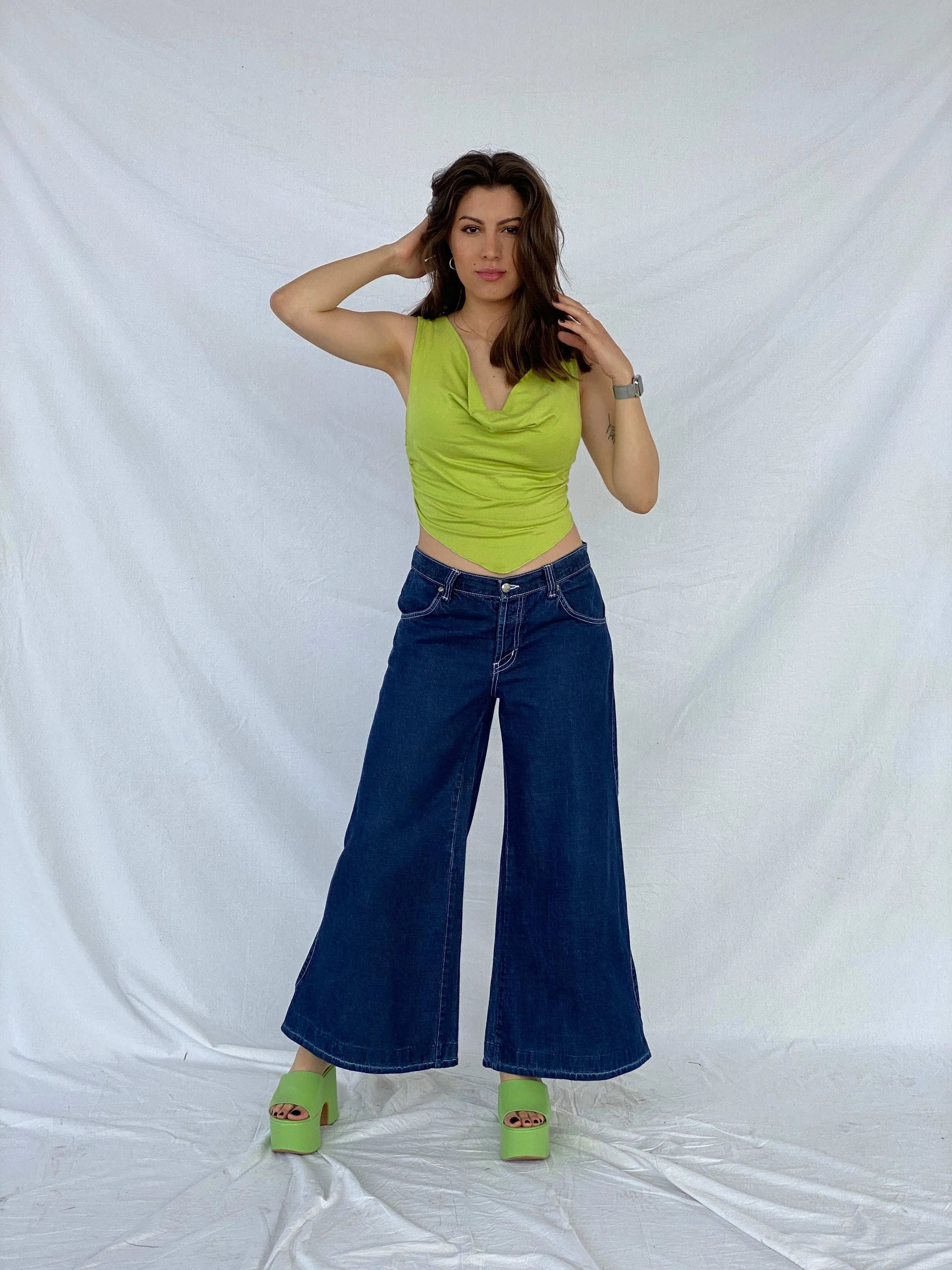 Y2K Resina HipHop Baggy Wide-Legged Jeans - Balagan Vintage Jeans 00s, denim, flare jeans, HipHop, hiphop jeans, Mira