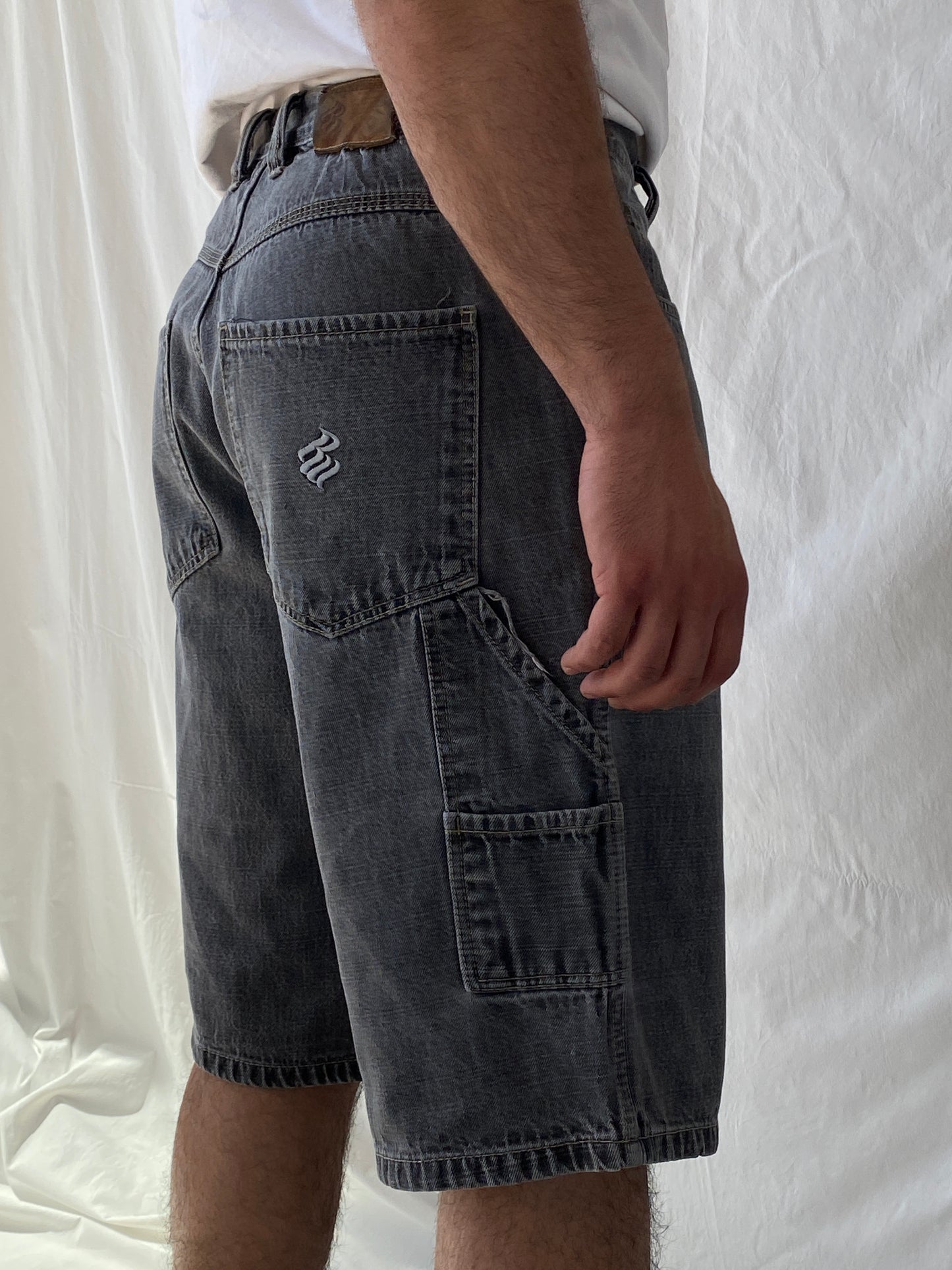 Y2K ROCAWEAR Washed Black Denim Shorts Streetwear Utility Gray Hip Hop Jorts - Balagan Vintage Shorts 00s, 90s, denim, HipHop, hiphop jeans, jeans, NEW IN, Ramez, shorts, streetwear