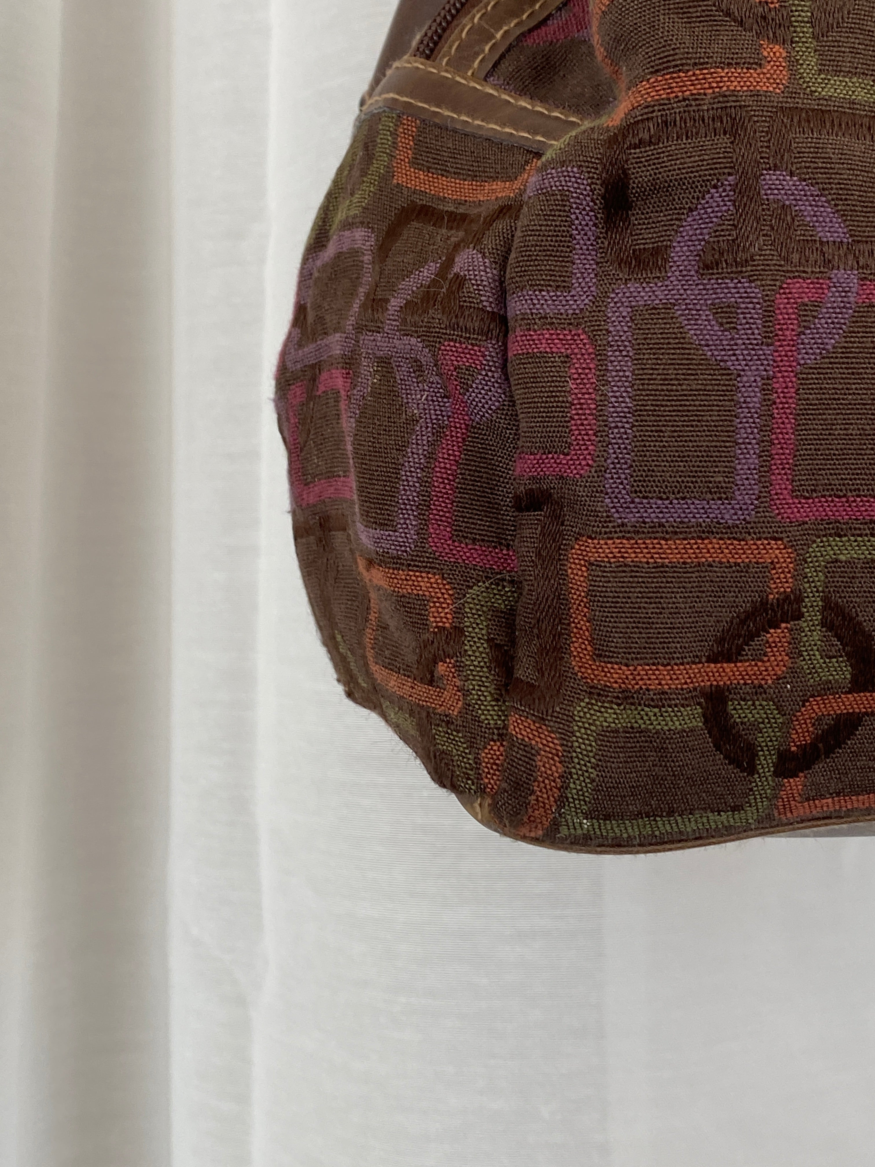 Y2K Rosetti Brown Multicolored Geometric Pattern Shoulder Bag With Braided Vinyl Handles - Balagan Vintage Handbags 00s, 90s, bag, geometric print, shoulder bag, Y2K