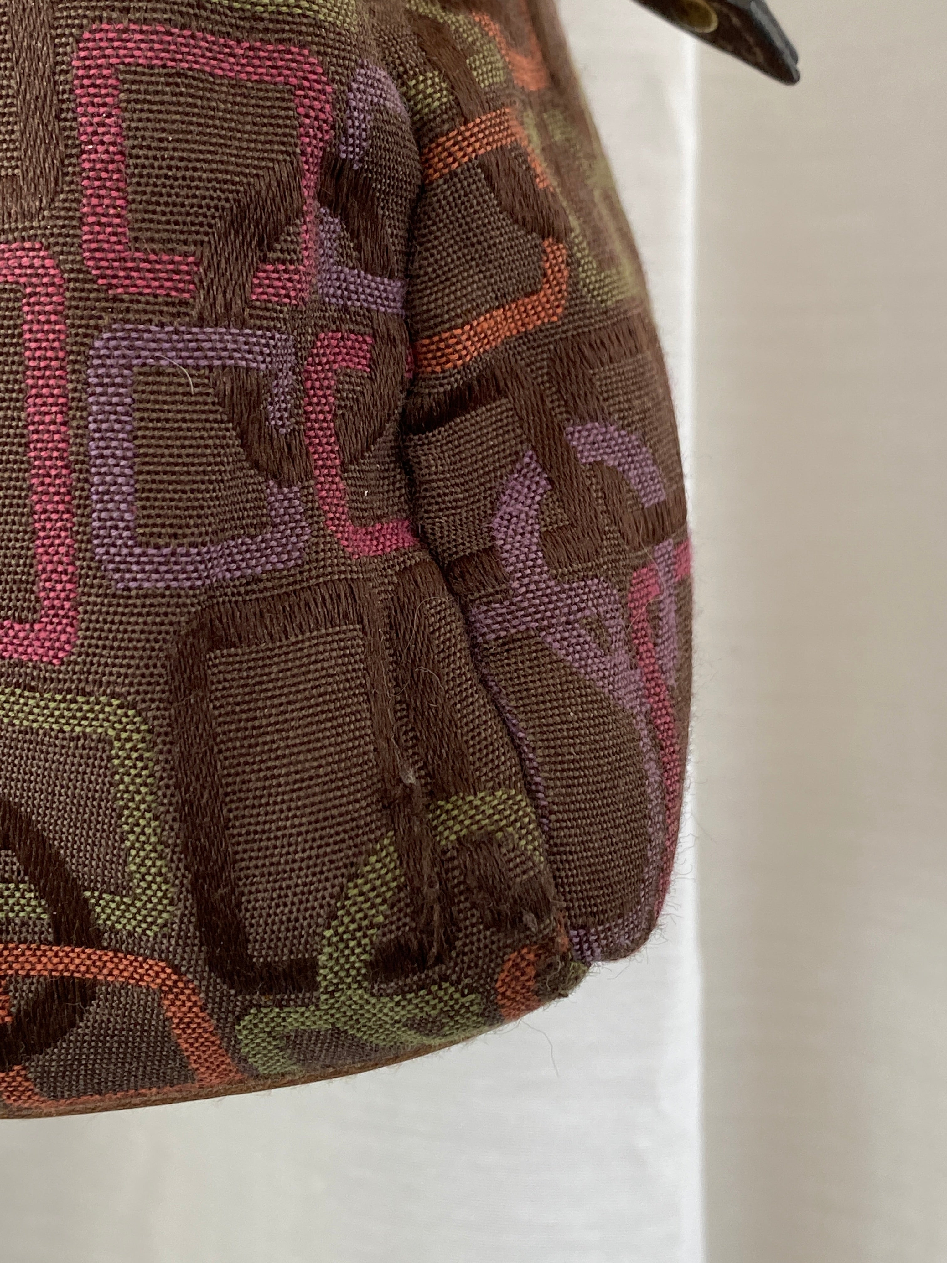 Y2K Rosetti Brown Multicolored Geometric Pattern Shoulder Bag With Braided Vinyl Handles - Balagan Vintage Handbags 00s, 90s, bag, geometric print, shoulder bag, Y2K