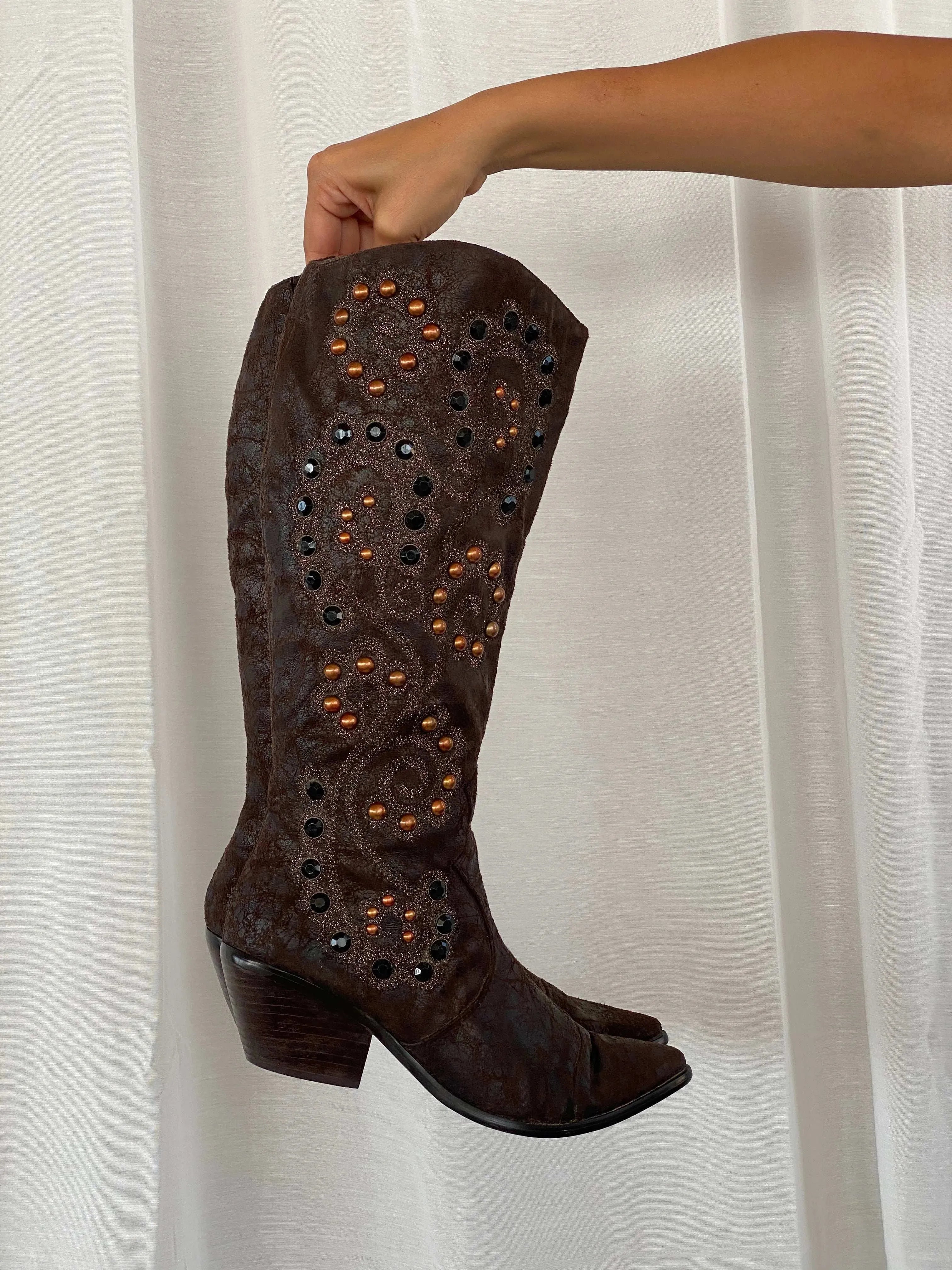 Y2K Two Tips Brown Studded Cowboy Western Boots - 38.5 - Balagan Vintage Boots 00s, 90s, Boots, shoes