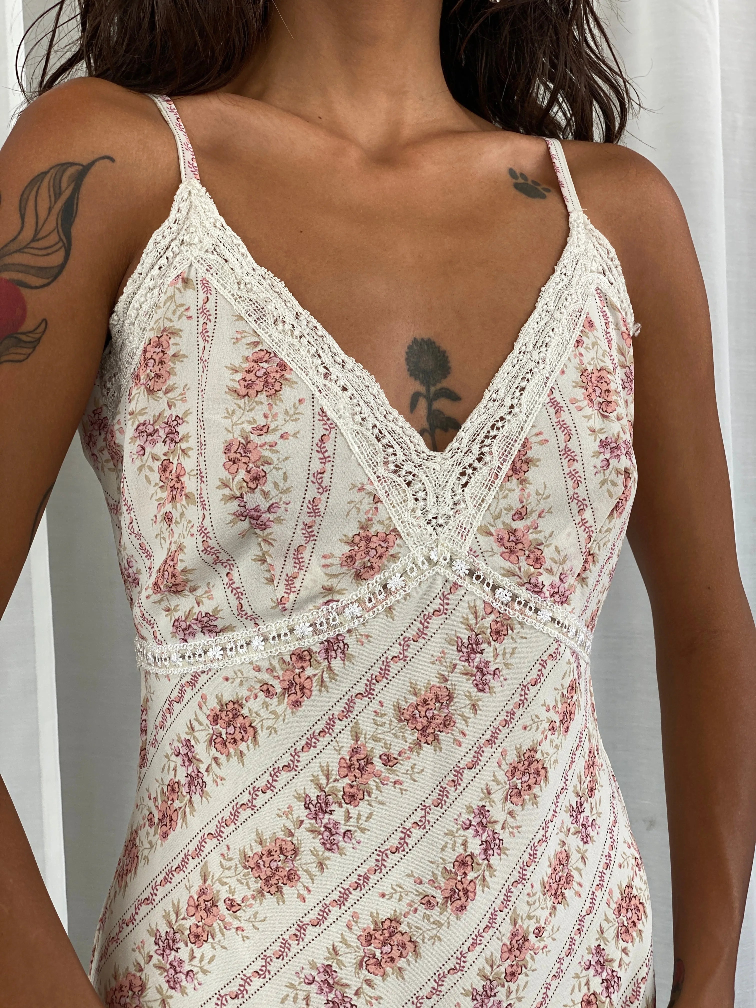 Y2K Vero Moda Midi Floral Women’s Romantic Summer Dress - S - Balagan Vintage Midi Dress 00s, floral, floral dress, midi dress, summer, Tojan