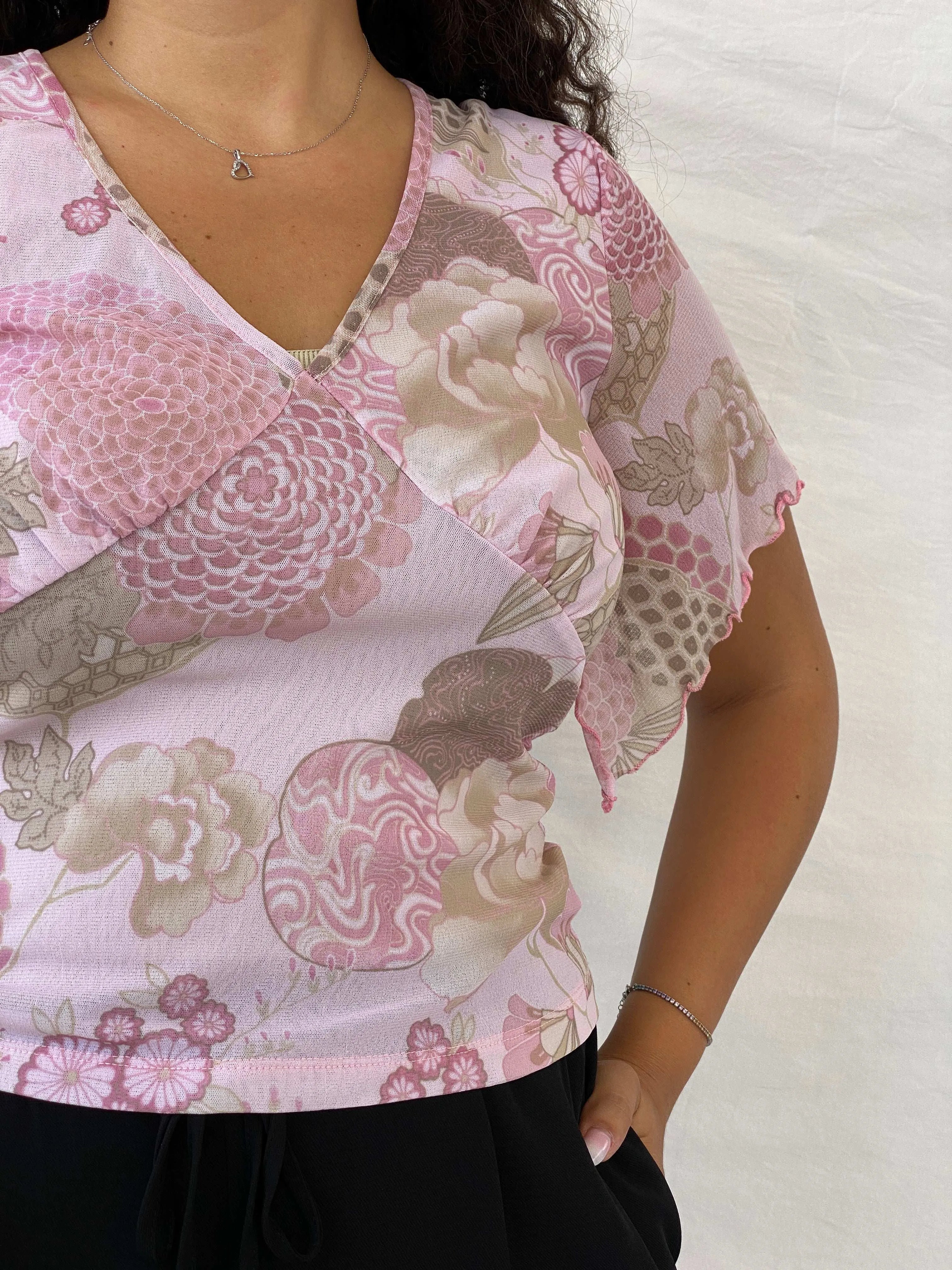 Y2K Wallis Floral Mesh Pink Half-Sleeve Top - L - Balagan Vintage Half Sleeve Top 00s, 90s, Dina, floral top, mesh, mesh top