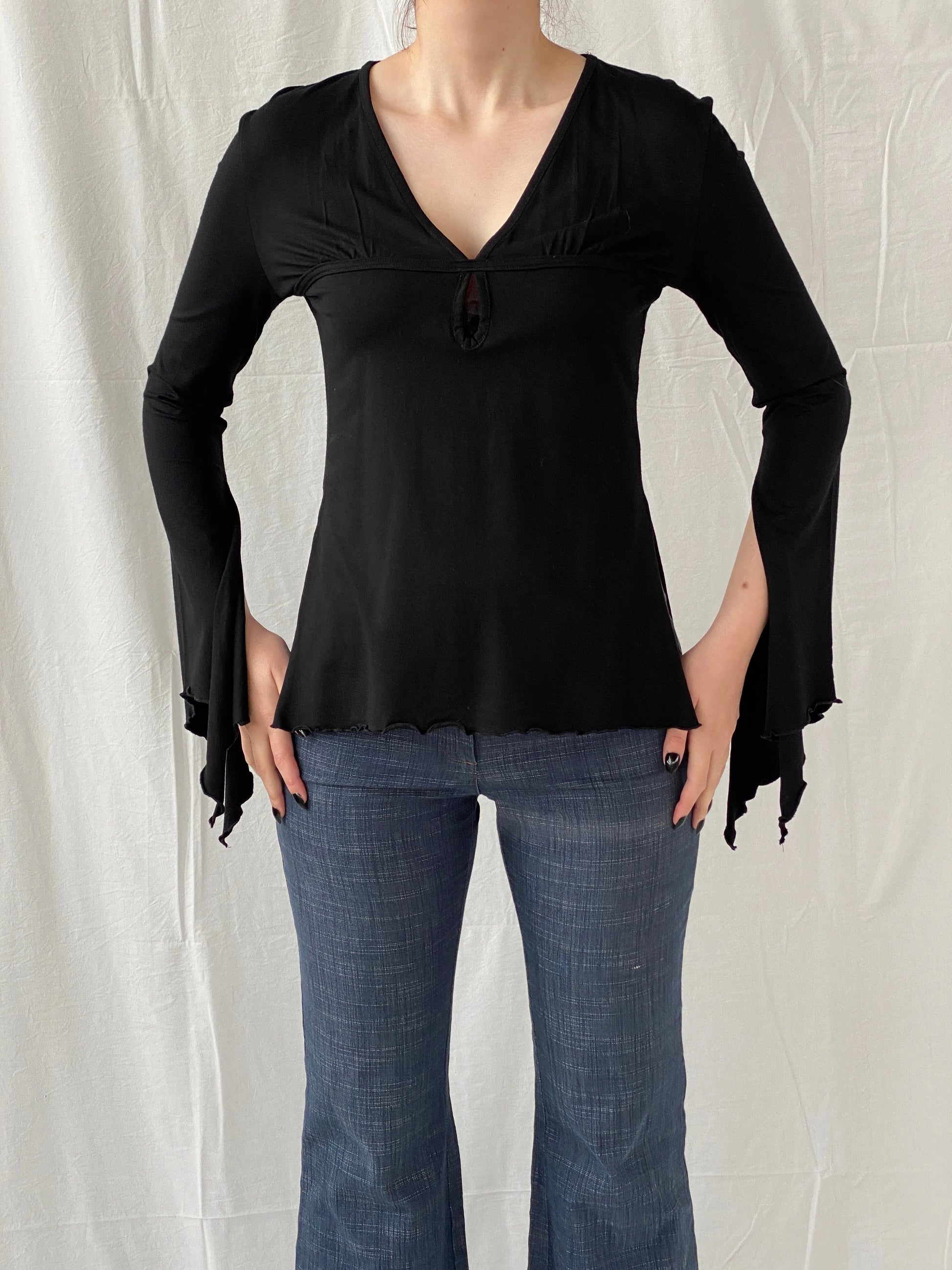 Y2K Wonder Woman for Cool Cat Black Flare Long Sleeve Top - M - Balagan Vintage Full Sleeve Top 00s, 90s, Ayah, consignment, Danadabbas, sheer, winter, women top