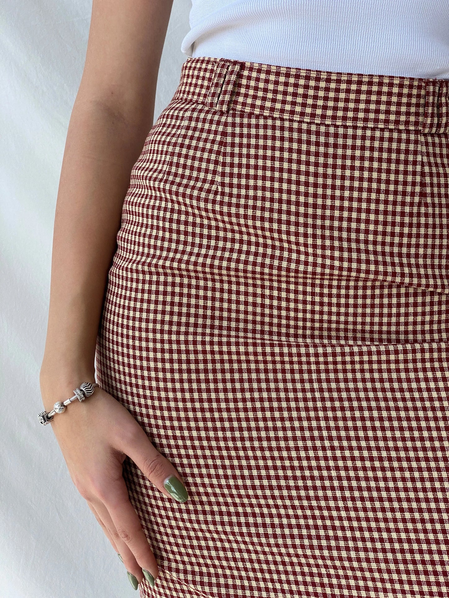 Y2K Wool Plaid Women’s Pencil Red & Beige Midi Skirt - M - Balagan Vintage Midi Skirt 00s, midi skirt, Office core, Syntia, winter