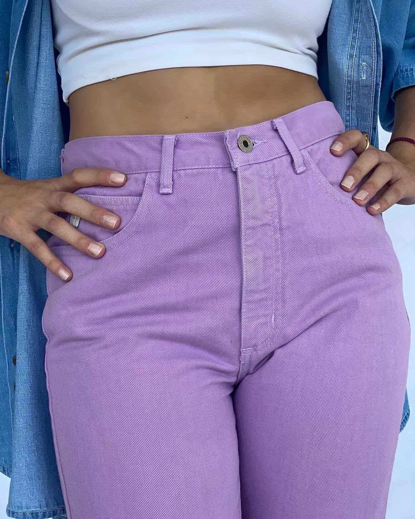 GUESS Lilac Jeans - Balagan Vintage Jeans guess, guess jeans, jeans, lilac, lilac jeans, straight cut jeans, vintage, women, women jeans
