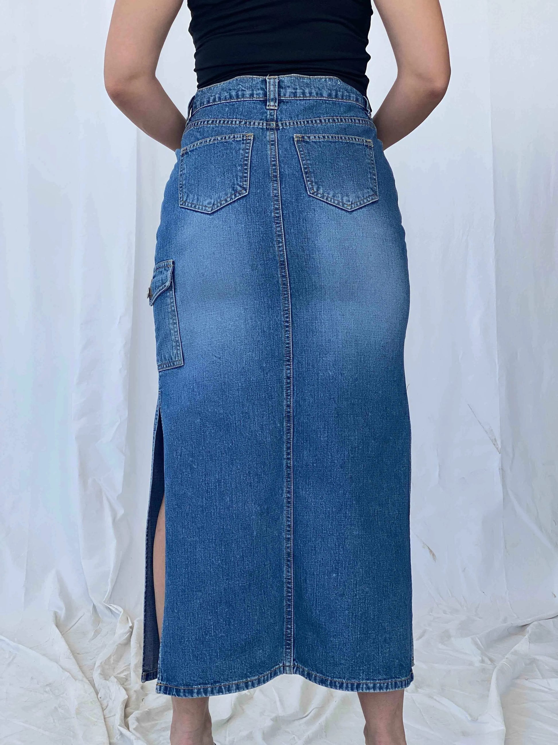 Vintage Bailey’s Point Denim Skirt - Balagan Vintage Denim Skirt 90s, Batoul, denim, denim skirt