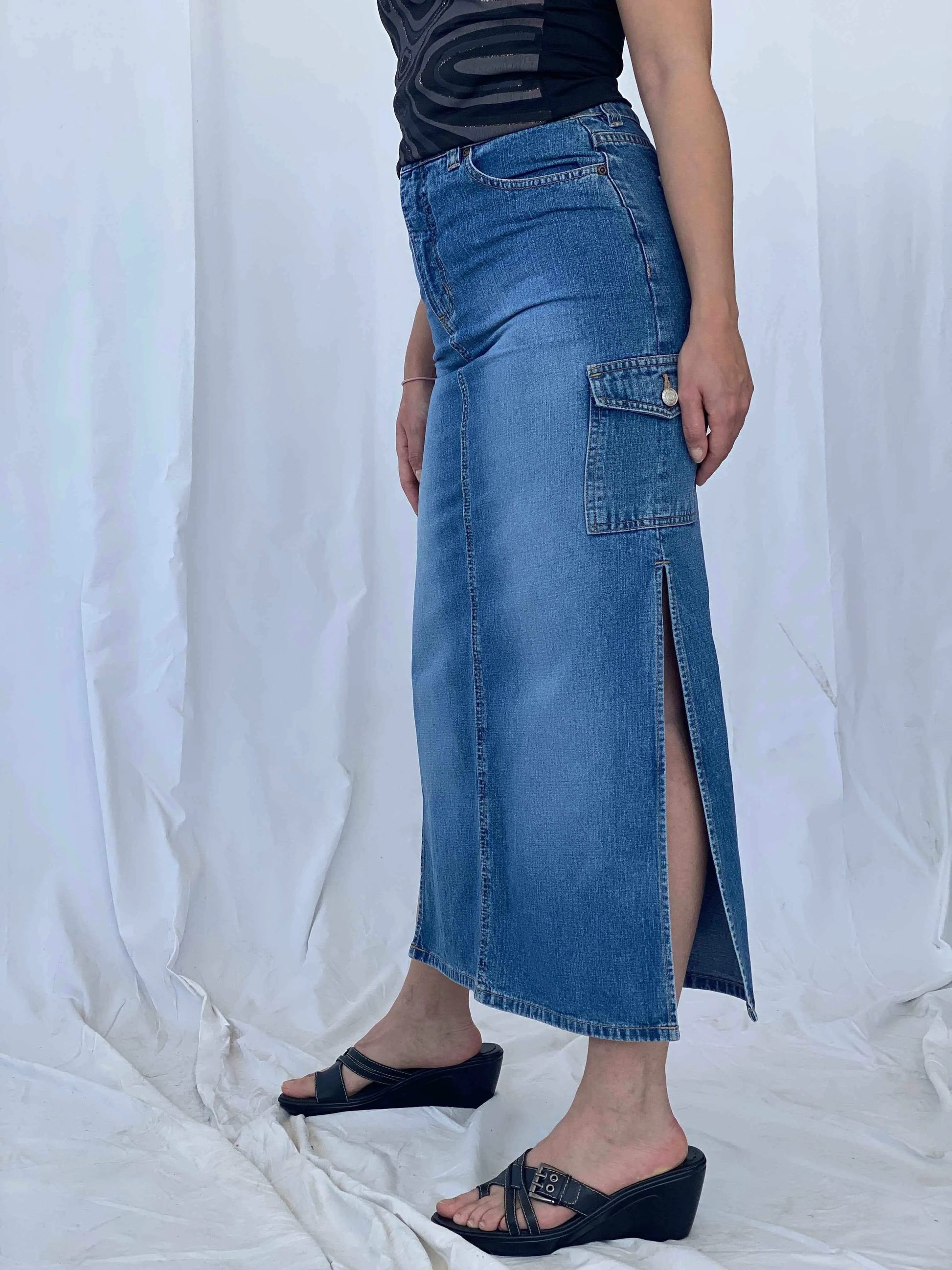 Vintage Bailey’s Point Denim Skirt - Balagan Vintage Denim Skirt 90s, Batoul, denim, denim skirt