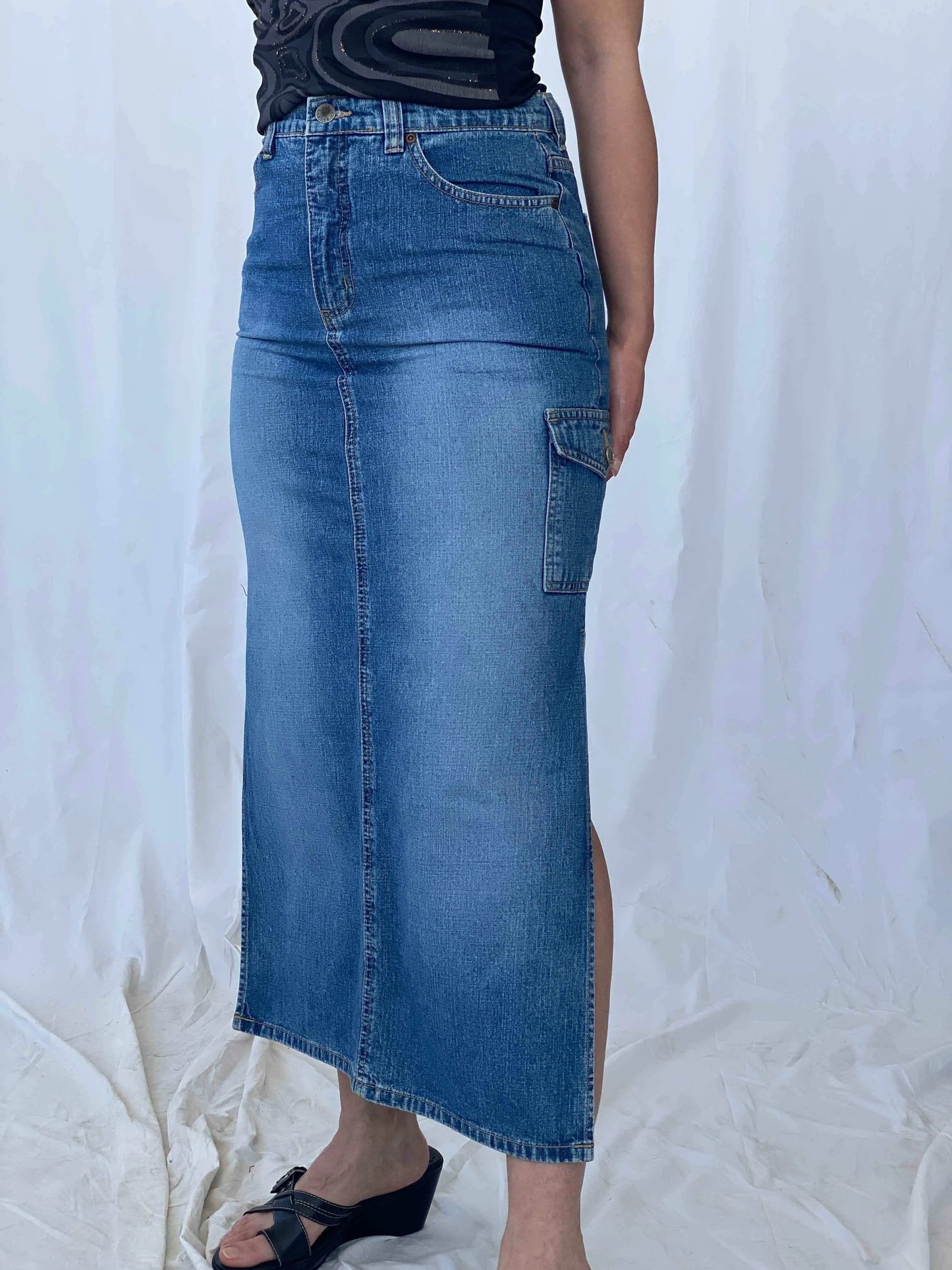 Vintage Bailey’s Point Denim Skirt - Balagan Vintage Denim Skirt 90s, Batoul, denim, denim skirt
