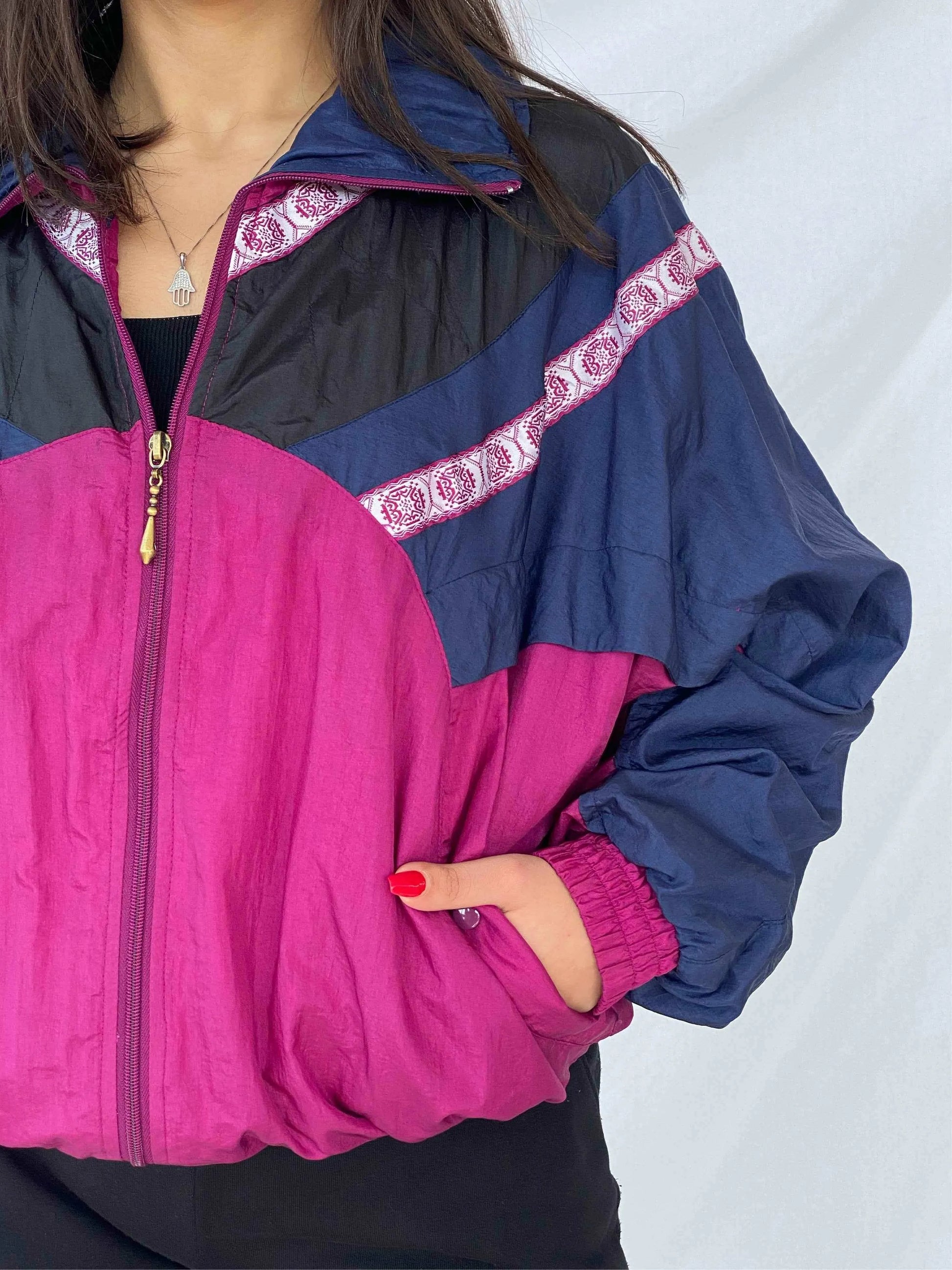 Vintage Casual Isle Windbreaker Jacket - Balagan Vintage Windbreaker Jacket 90s, Coats&Jackets, nylon, outerwear, vintage, windbreaker, windbreaker jacket, Women's Windbreaker Jackets
