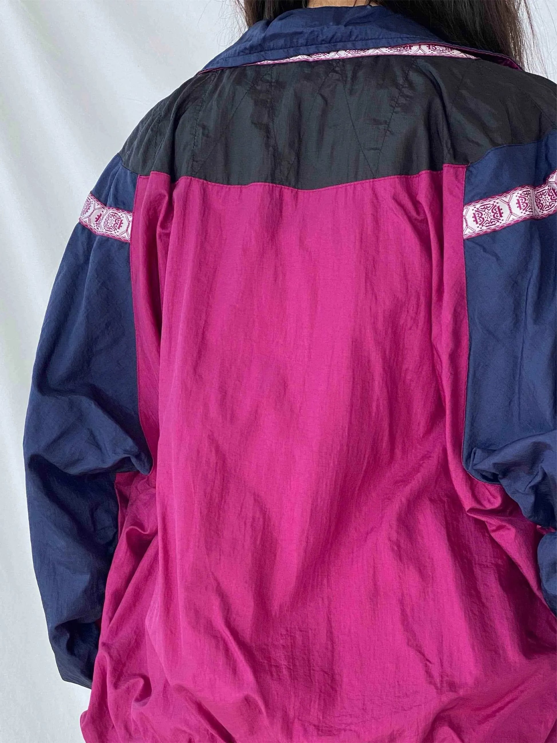Vintage Casual Isle Windbreaker Jacket - Balagan Vintage Windbreaker Jacket 90s, Coats&Jackets, nylon, outerwear, vintage, windbreaker, windbreaker jacket, Women's Windbreaker Jackets