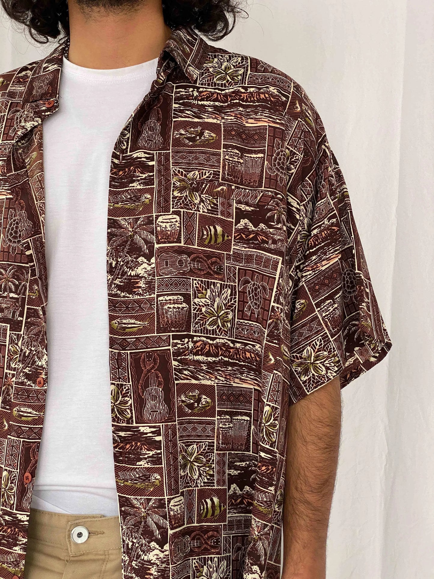 Vintage Oversized Silk Shirt - Balagan Vintage Half Sleeve Shirt 90s, half sleeve shirt, printed shirt, prints, shirts