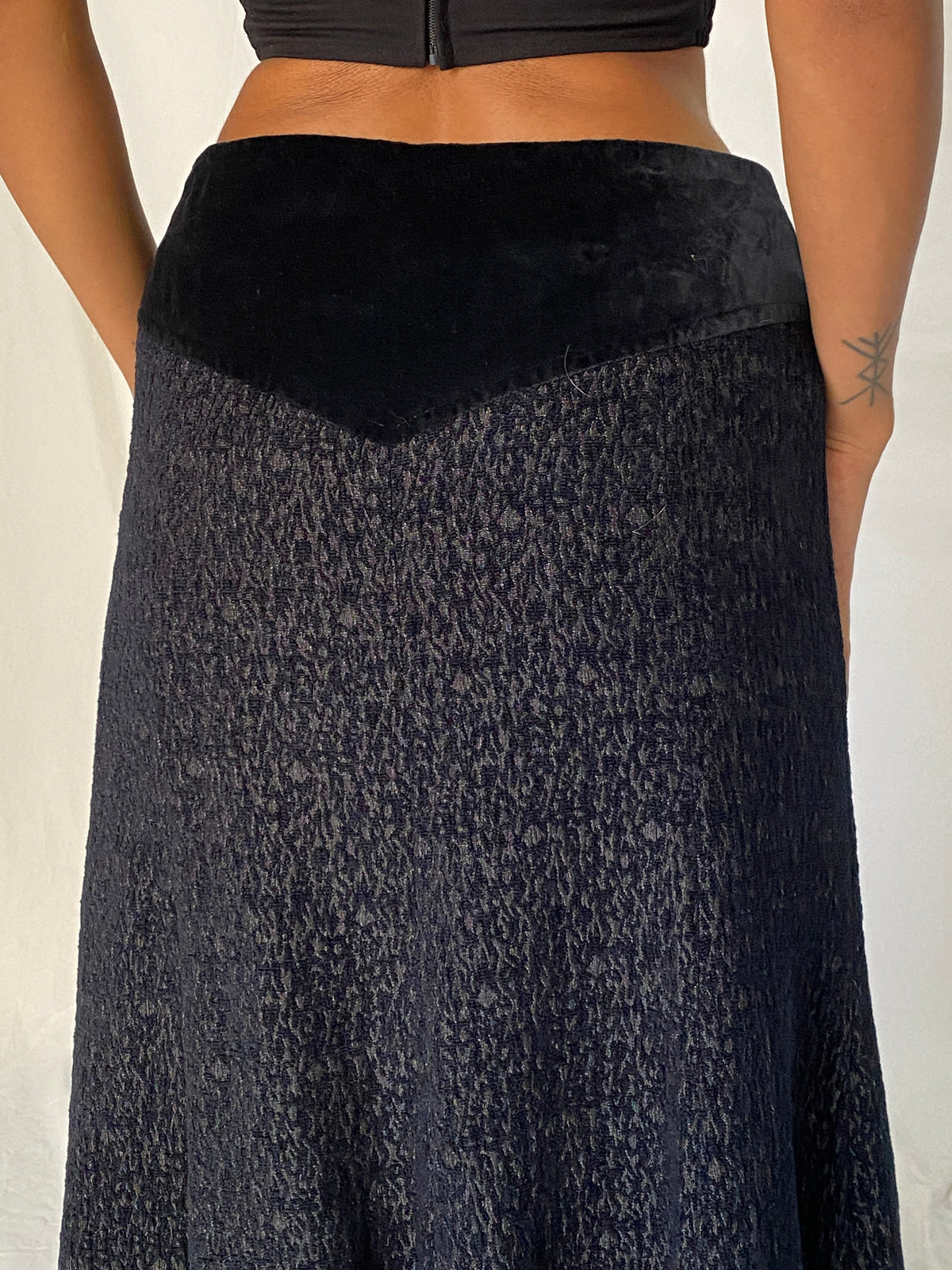 Vintage Whimsigoth Black Velvet Embellished Tulle Grunge Midi Skirt – M