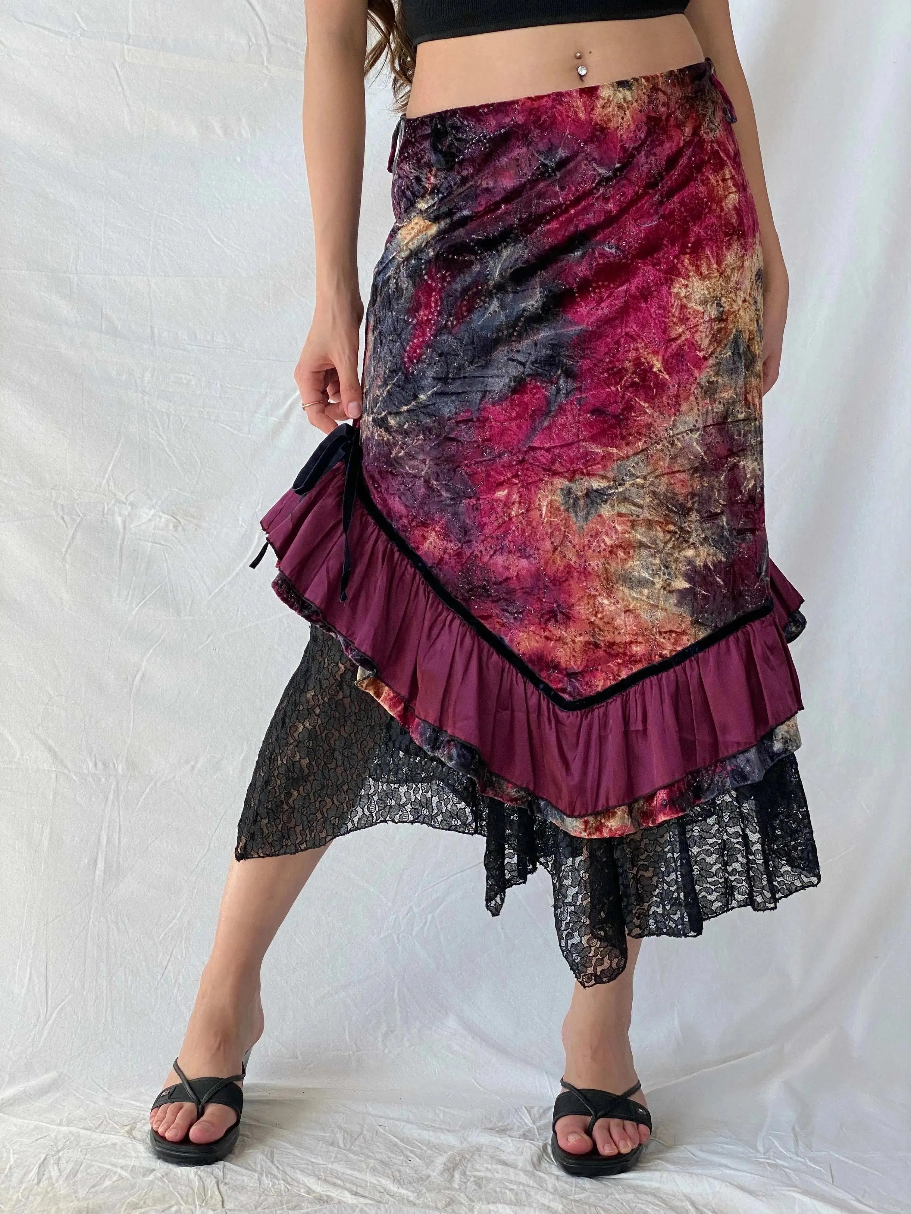00s Bonadea Whimsygoth Velvet Asymmetric Lace Hem Skirt - L - Balagan Vintage Midi Skirt 00s, midi skirt, Mira, velvet, winter, women skirt