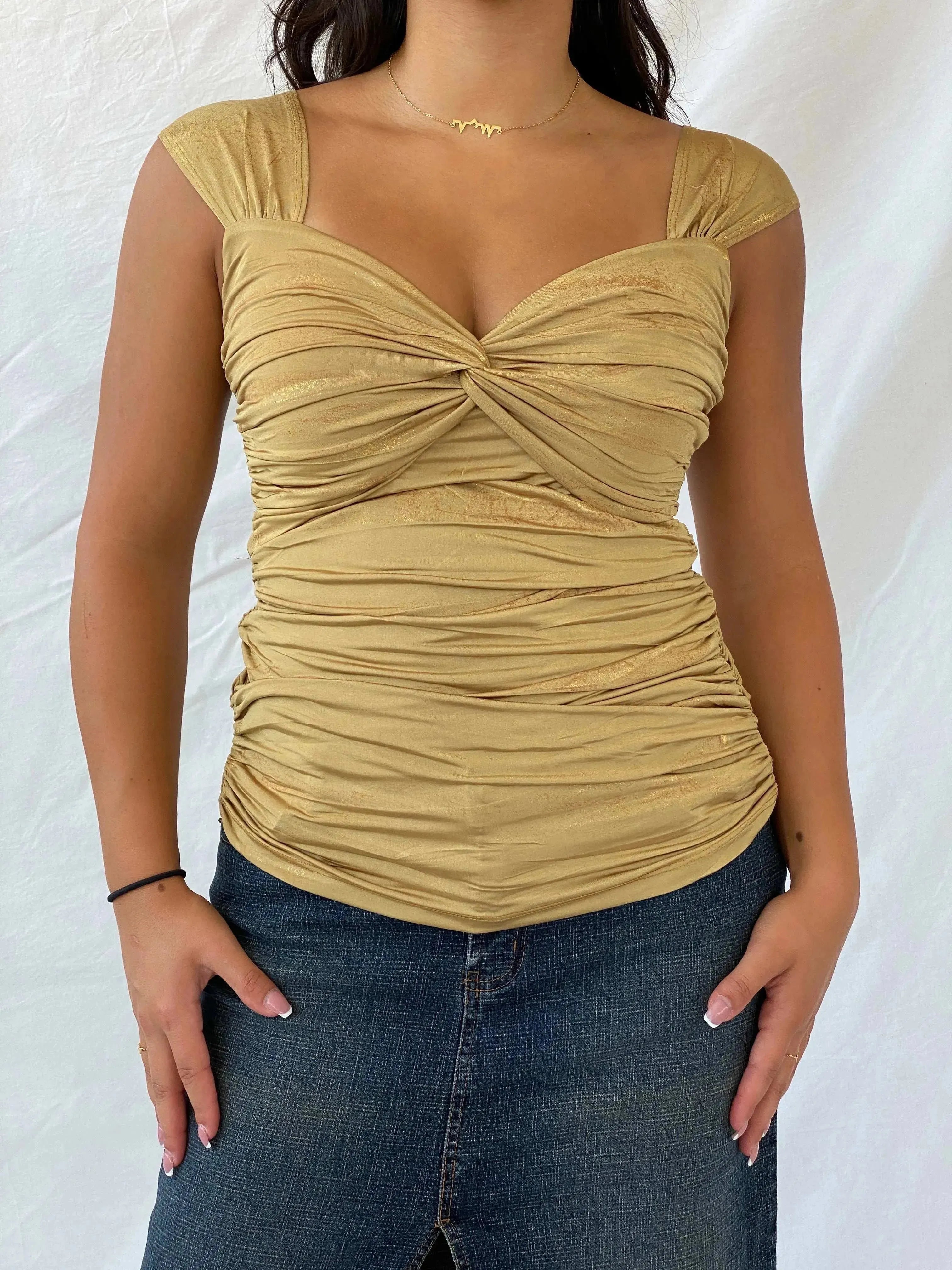 00s Forever 21 Shimmery Gold Ruched Sides Sleeveless Top - M - Balagan Vintage Sleeveless Top 00s, Lana, sleeveless top, summer, women top