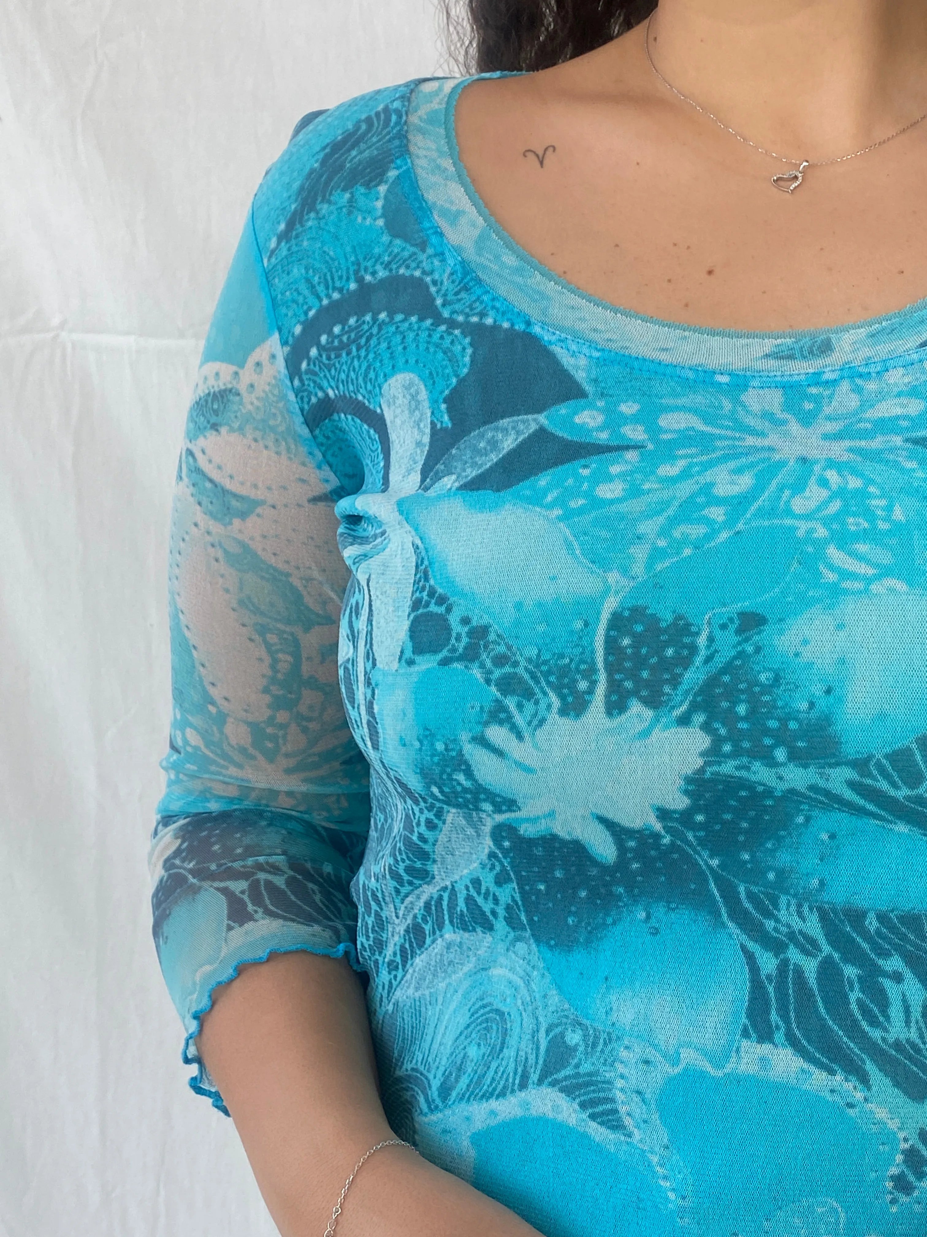00s Per Una Blue Floral Graphic Women’s Long Sleeve Mesh Top - L - Balagan Vintage Full Sleeve Top 00s, Dina, mesh top, women top