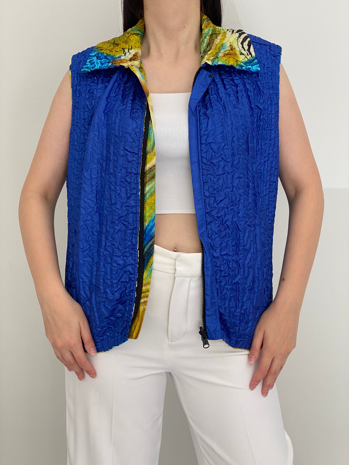 Vintage 90s Reversible Blue Yellow Abstract Crinkle Quilted Zip-Up Vest – L