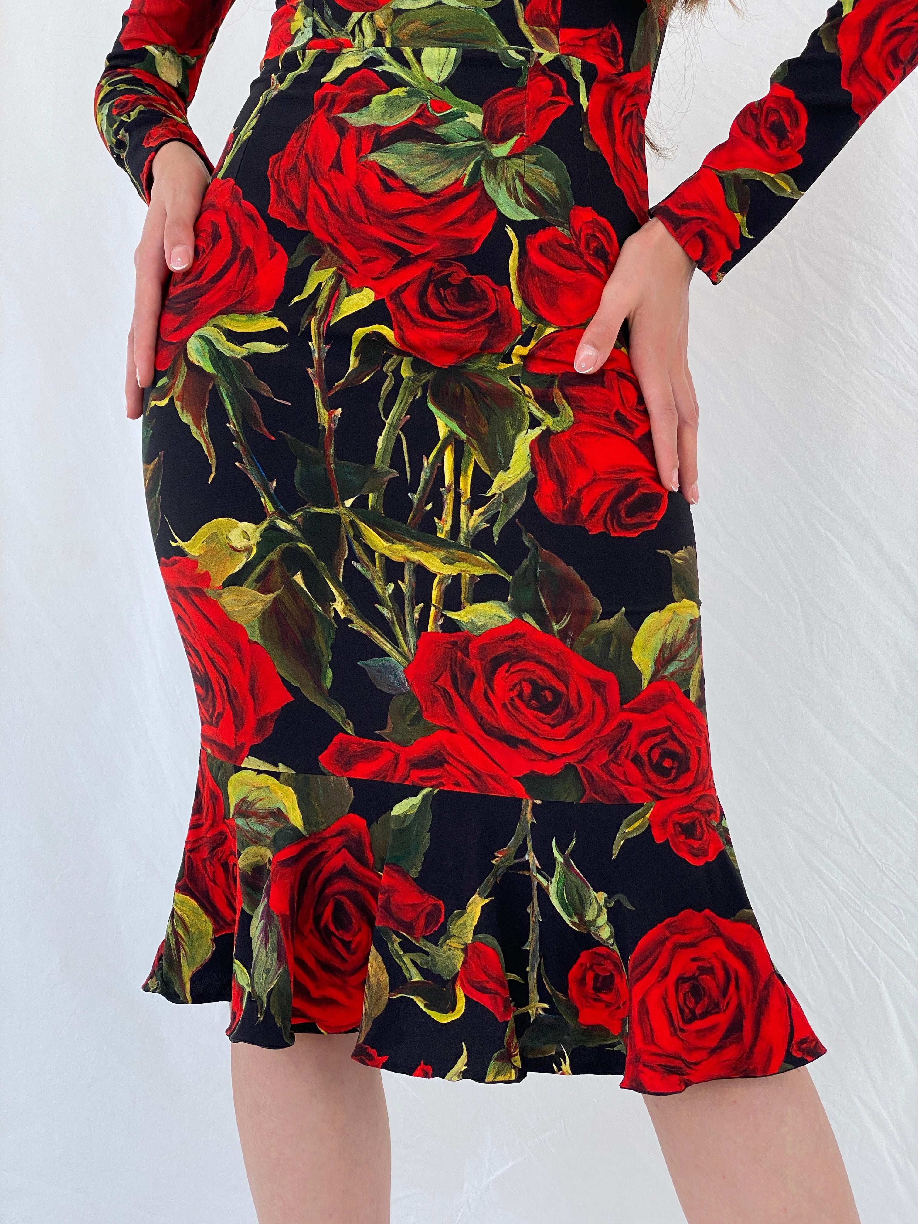 Dolce & Gabbana Red Roses Print Silk Knee-Length Dress - S - Balagan Vintage Midi Dress 00s, 90s, floral dress, midi dress, Mira, NEW IN, Wedding Guest