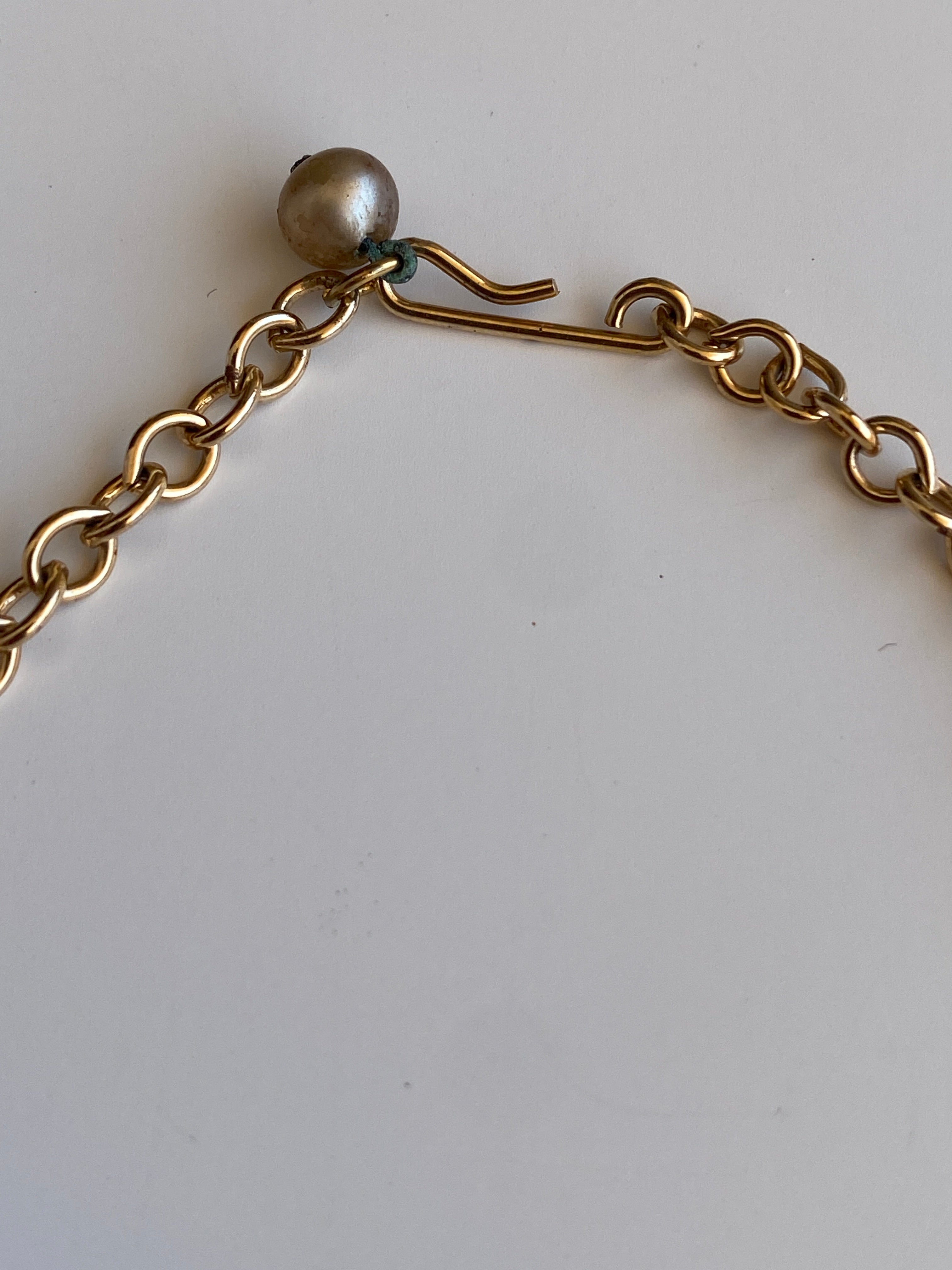 Vintage Gold-Tone Open Heart Motifs Rhinestone Chain Necklace