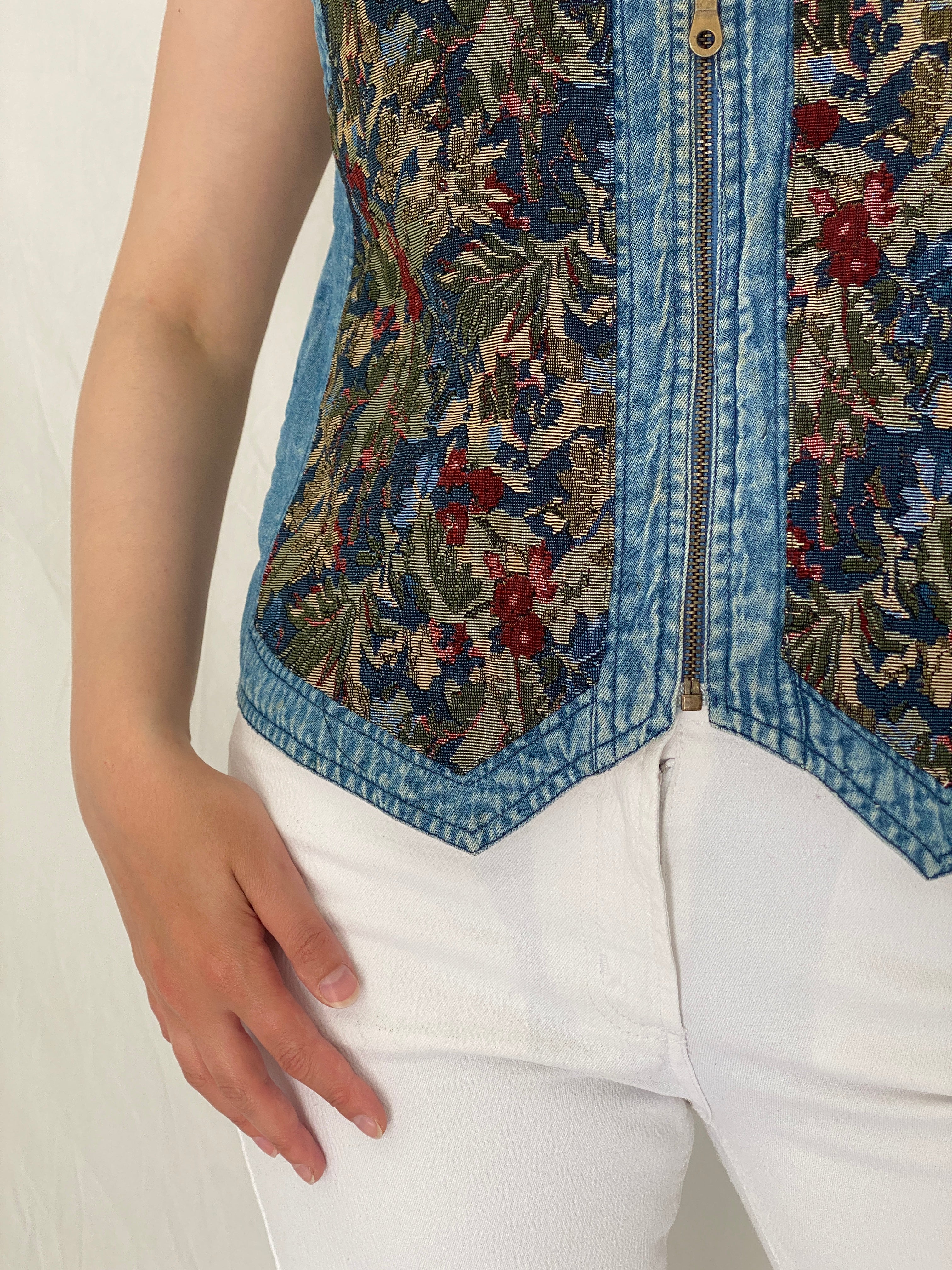 Vintage New Direction 90s Floral Tapestry Denim Vest Zip Up Waistcoat – L