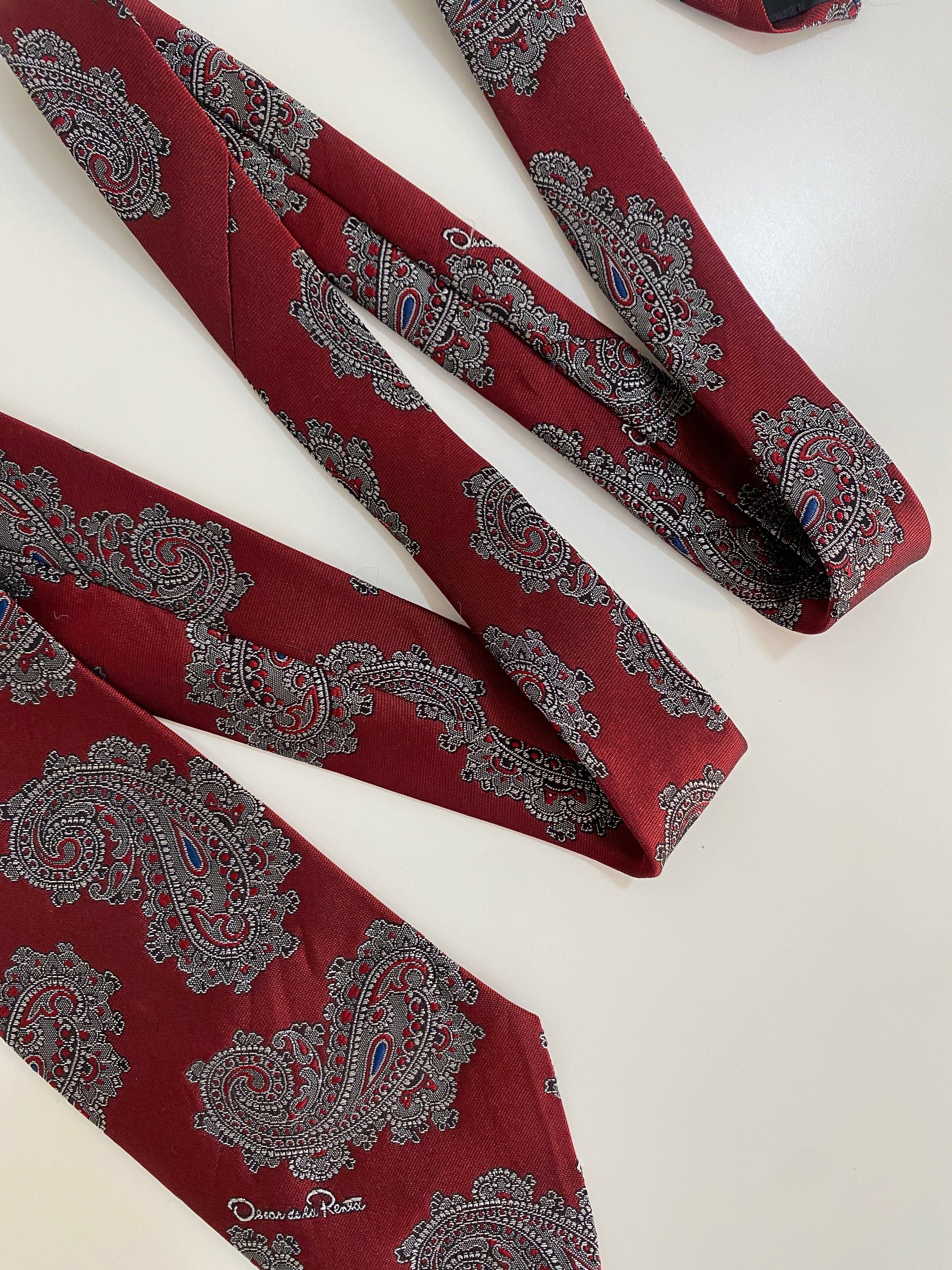 Vintage Oscar de la Renta Studio Silk Tie - Burgundy Paisley Designer Collectible