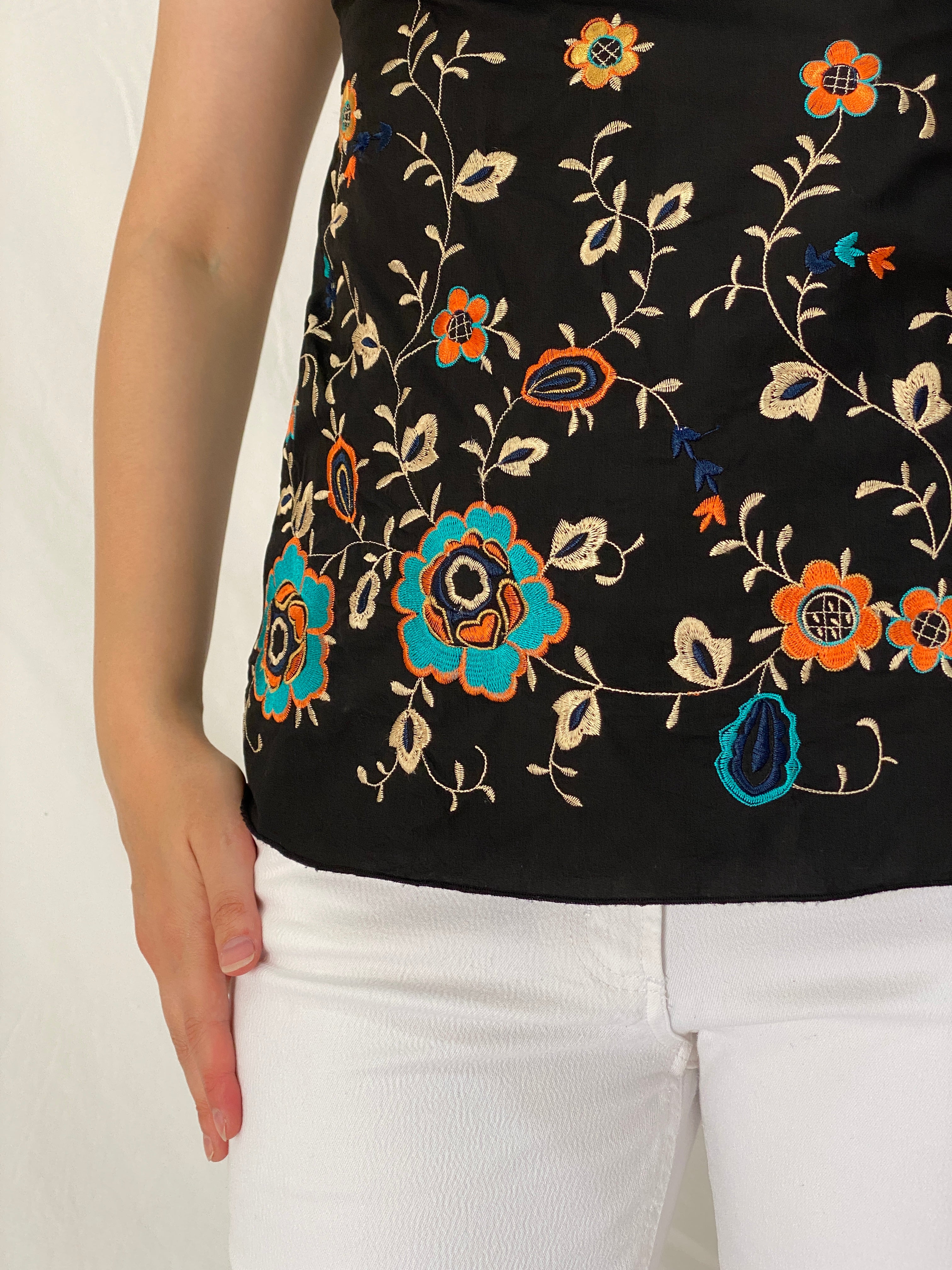 Y2K Black Floral Embroidered Cotton Cami Top – S