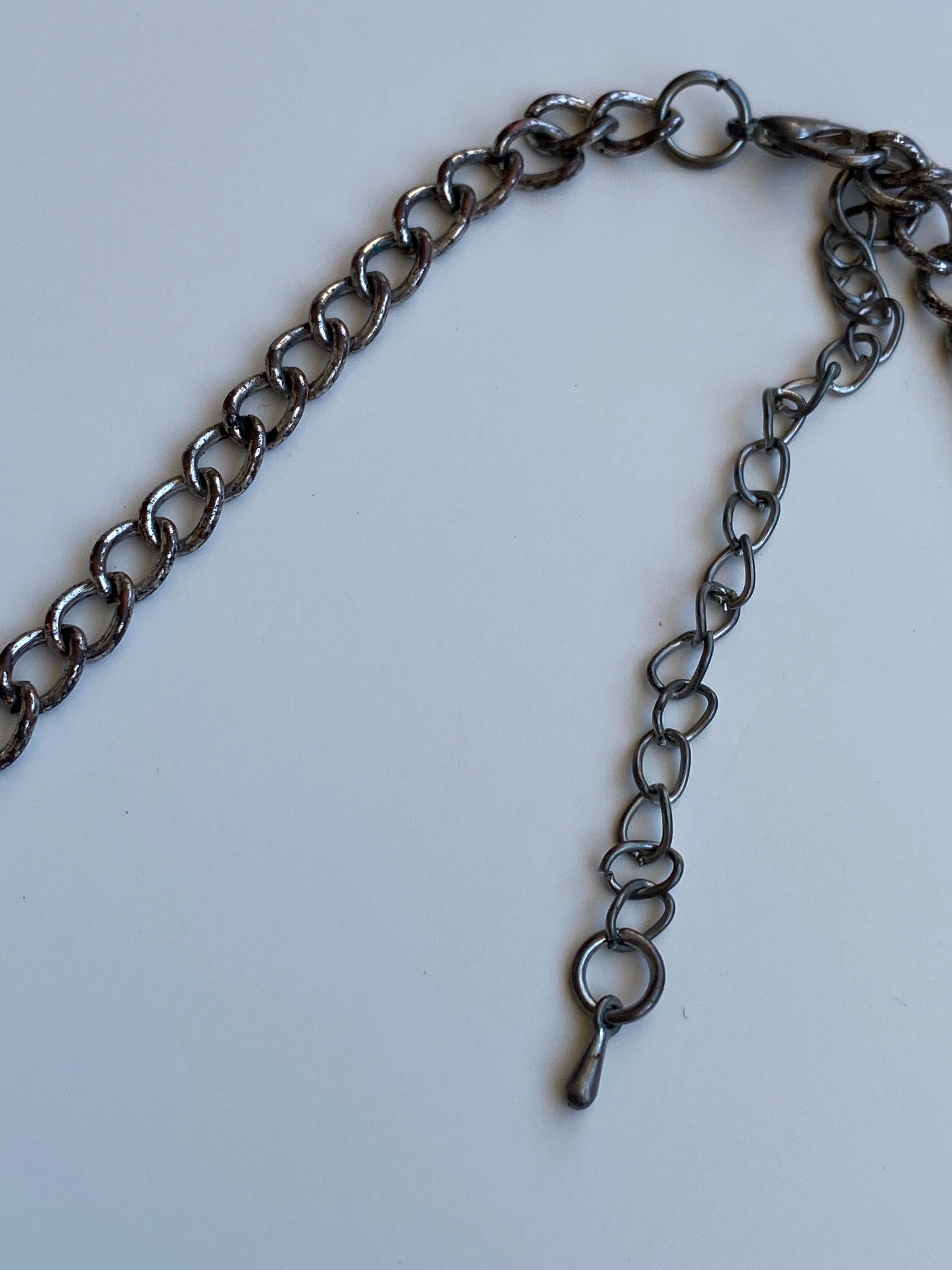 Vintage Y2K Gothic Silver-Tone Filigree Rhinestone Bib Necklace