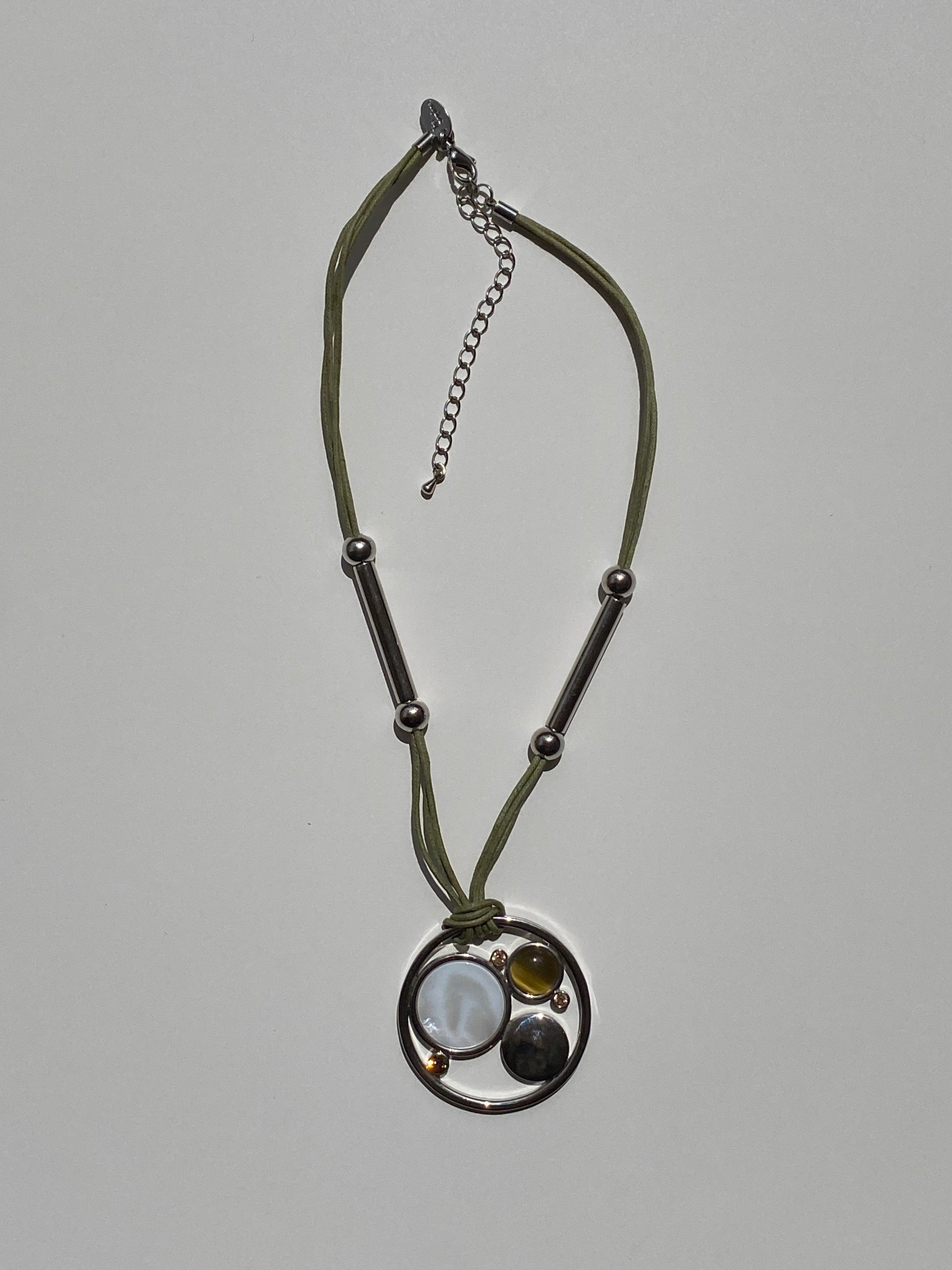 Vintage Y2K Lia Sophia Olive Cord & Gunmetal Multi-Stone Circle Pendant Necklace