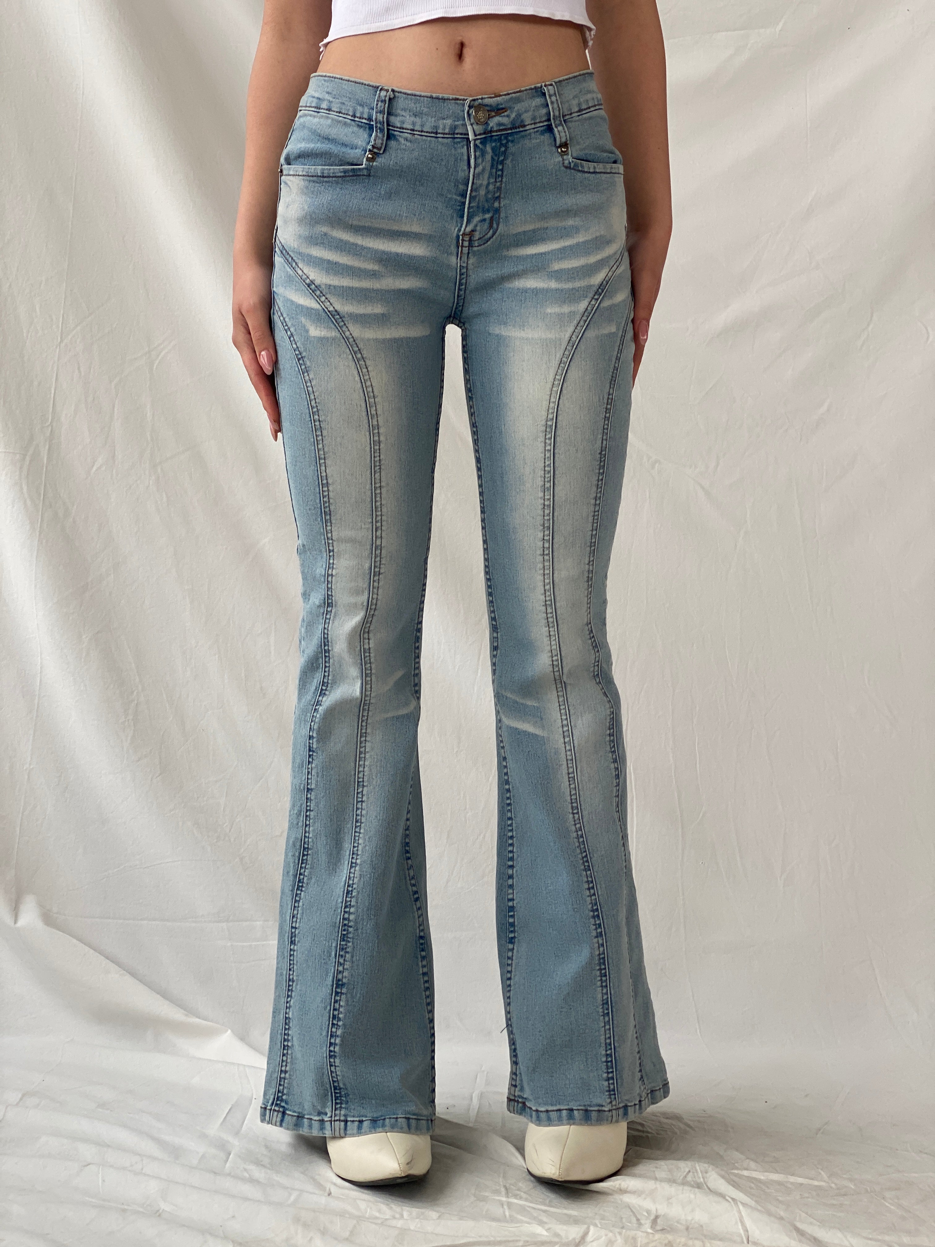 Vintage Y2K IDPT 9886 Mid Rise Light Wash Flared Denim - 34EUR