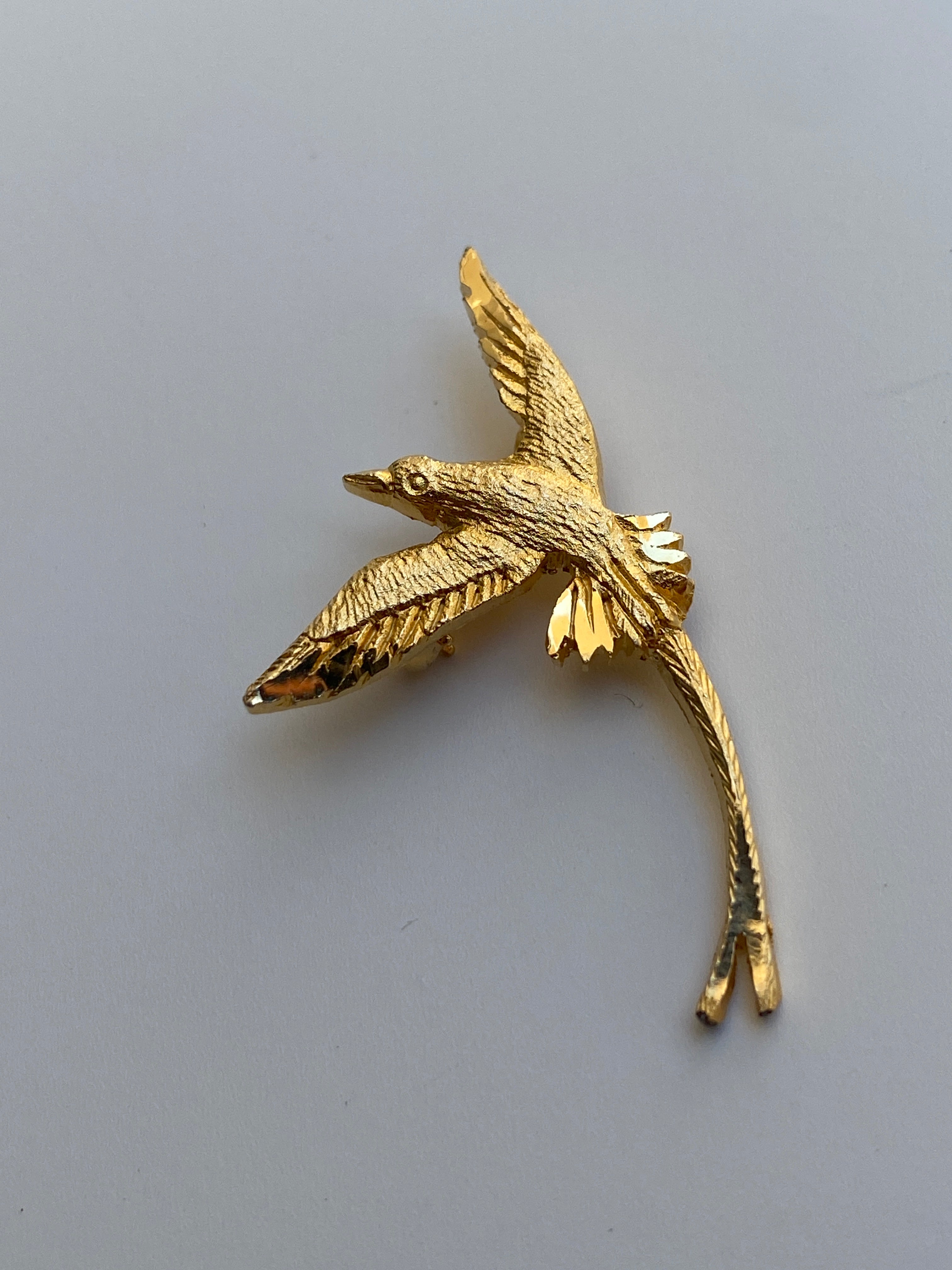 Vintage AA Fine Pewter Gold Tone Flying Swallow Bird Brooch Gold Plated Figural Mini Pin