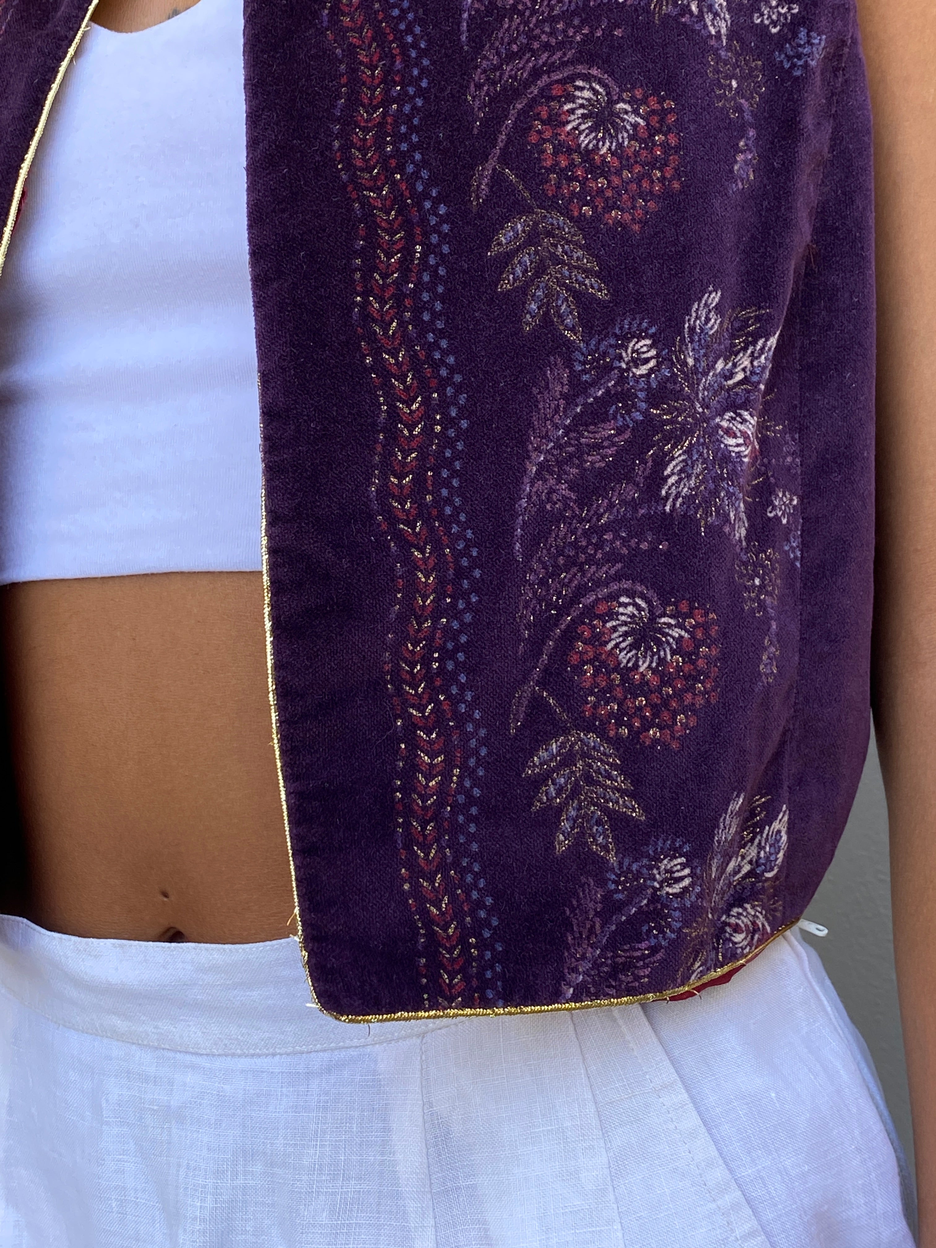 Vintage 90s MJ Purple Velvet Floral Painted Open Front Vest – S