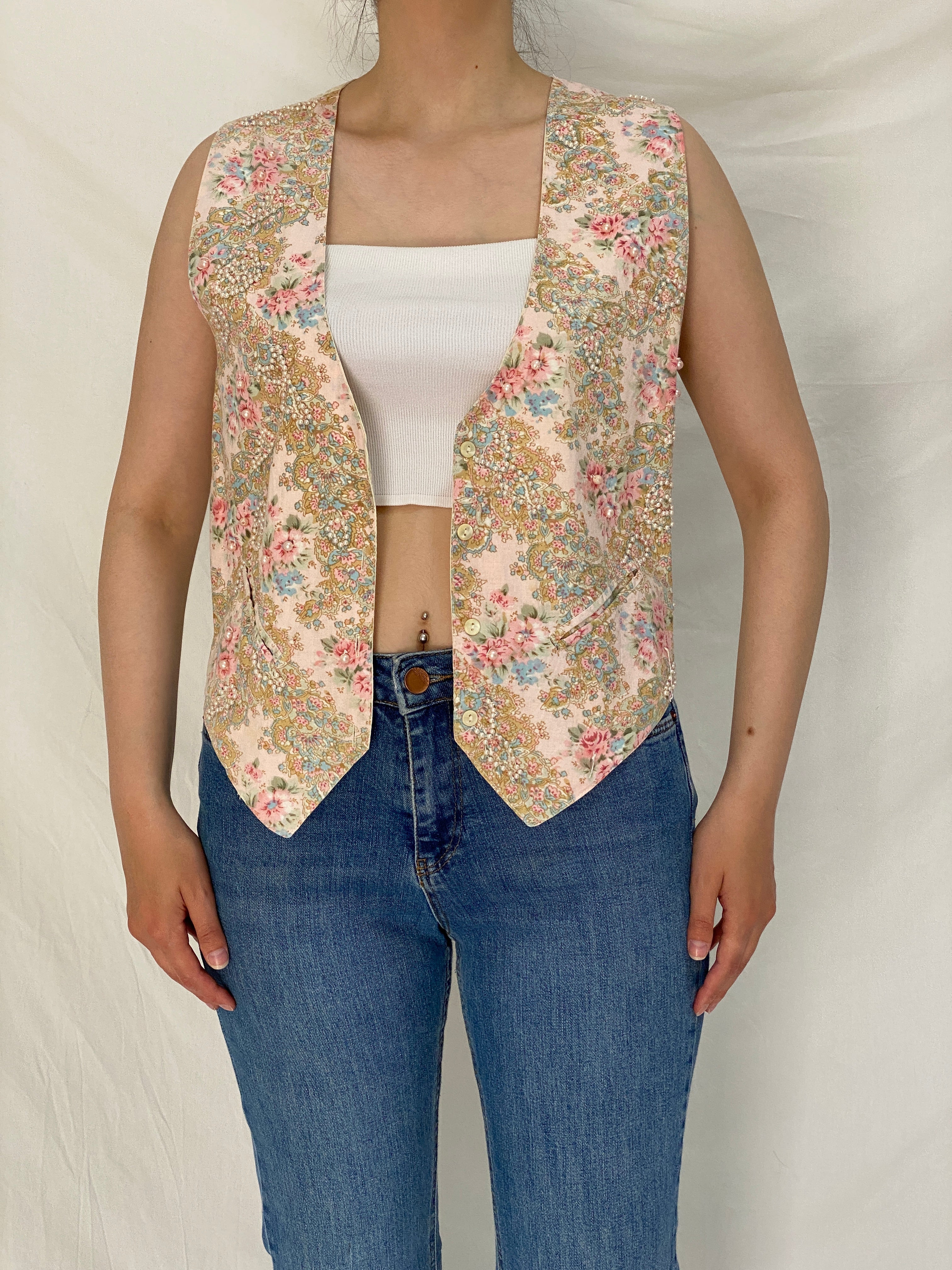 Vintage Fashion Passport Floral Cotton Beaded Vest – M