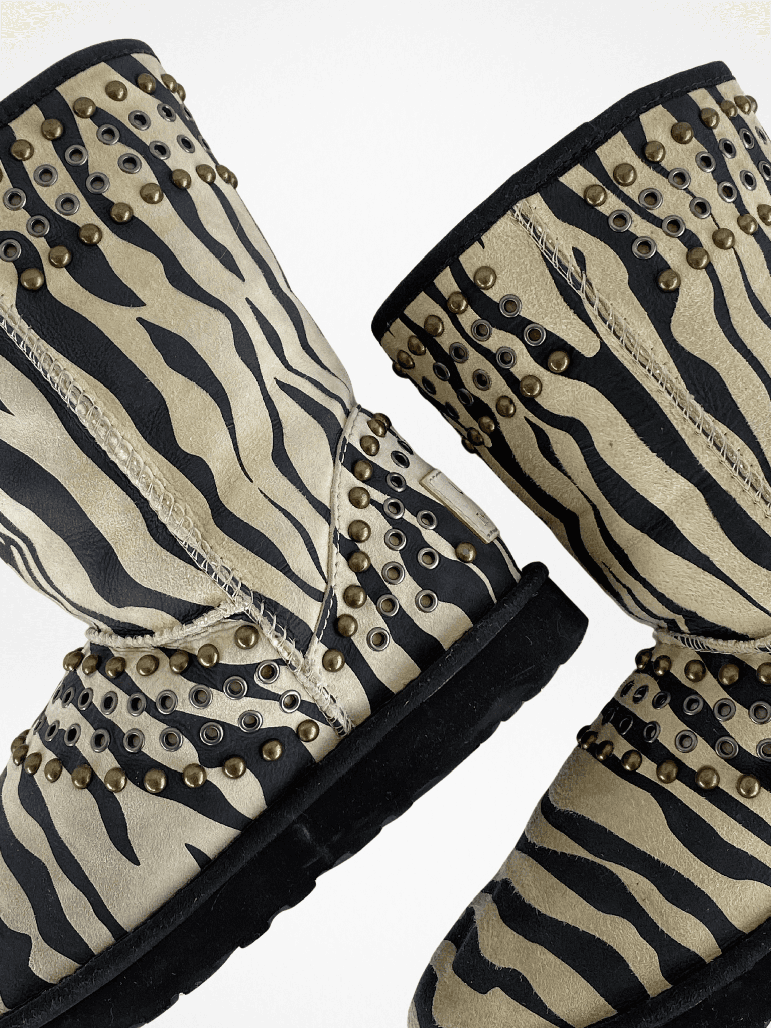 UGG X Jimmy Choo Zebra Studded Shearling Padded Snow Uggs - 38