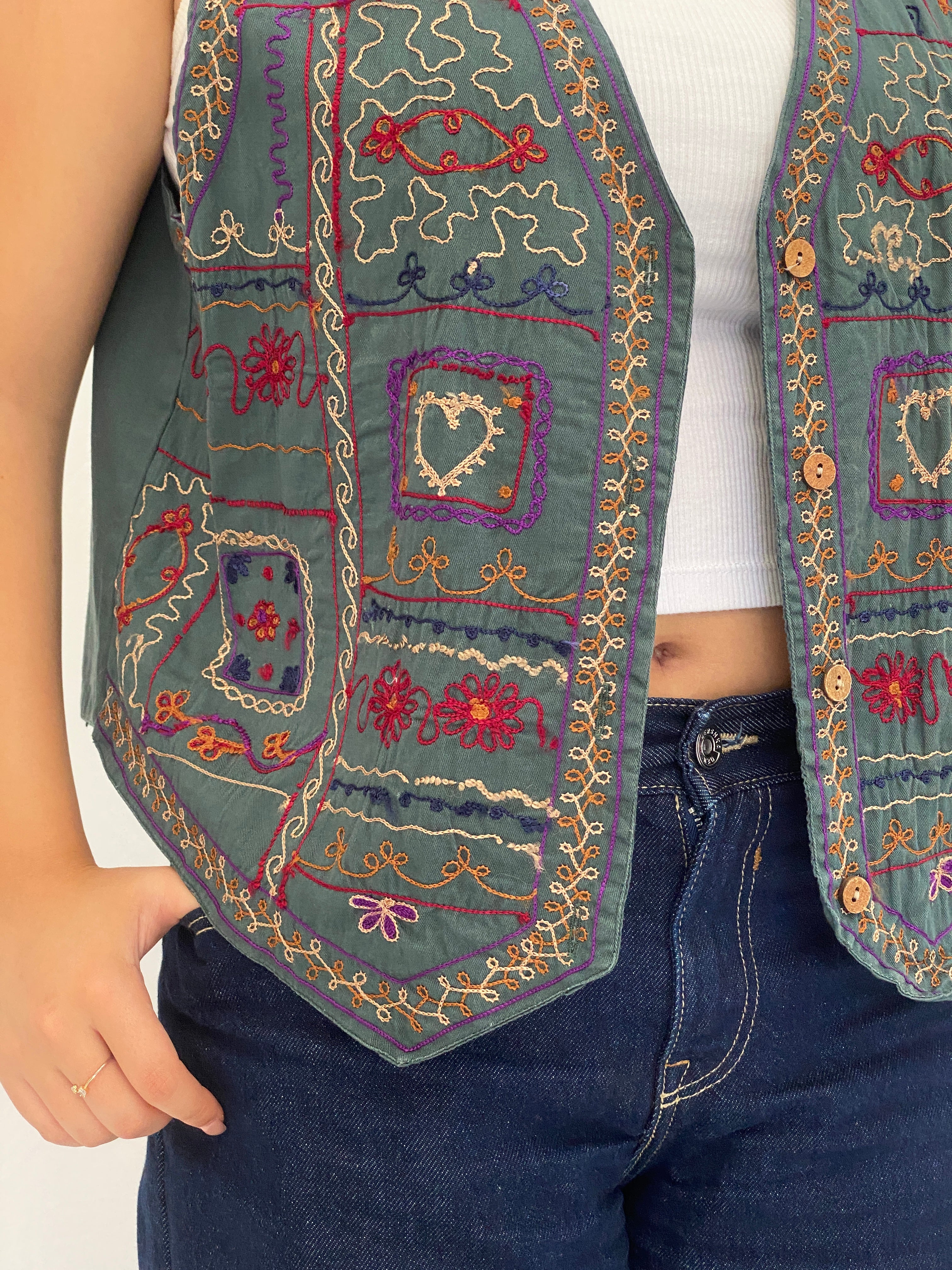 Vintage Weekend Provisions Sage Green Cotton Embroidered Boho Vest – XL